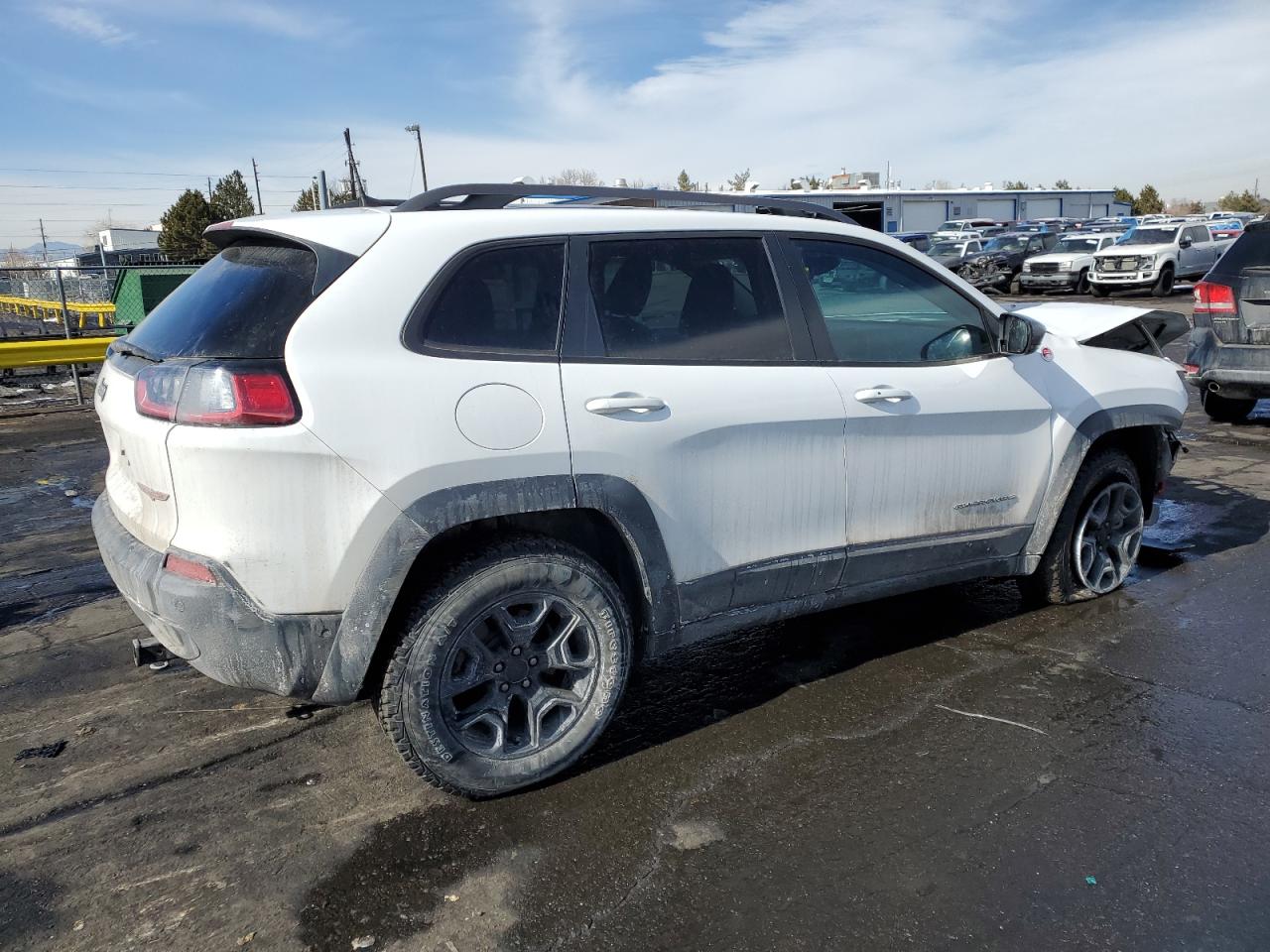 2021 Jeep Cherokee - Image 3