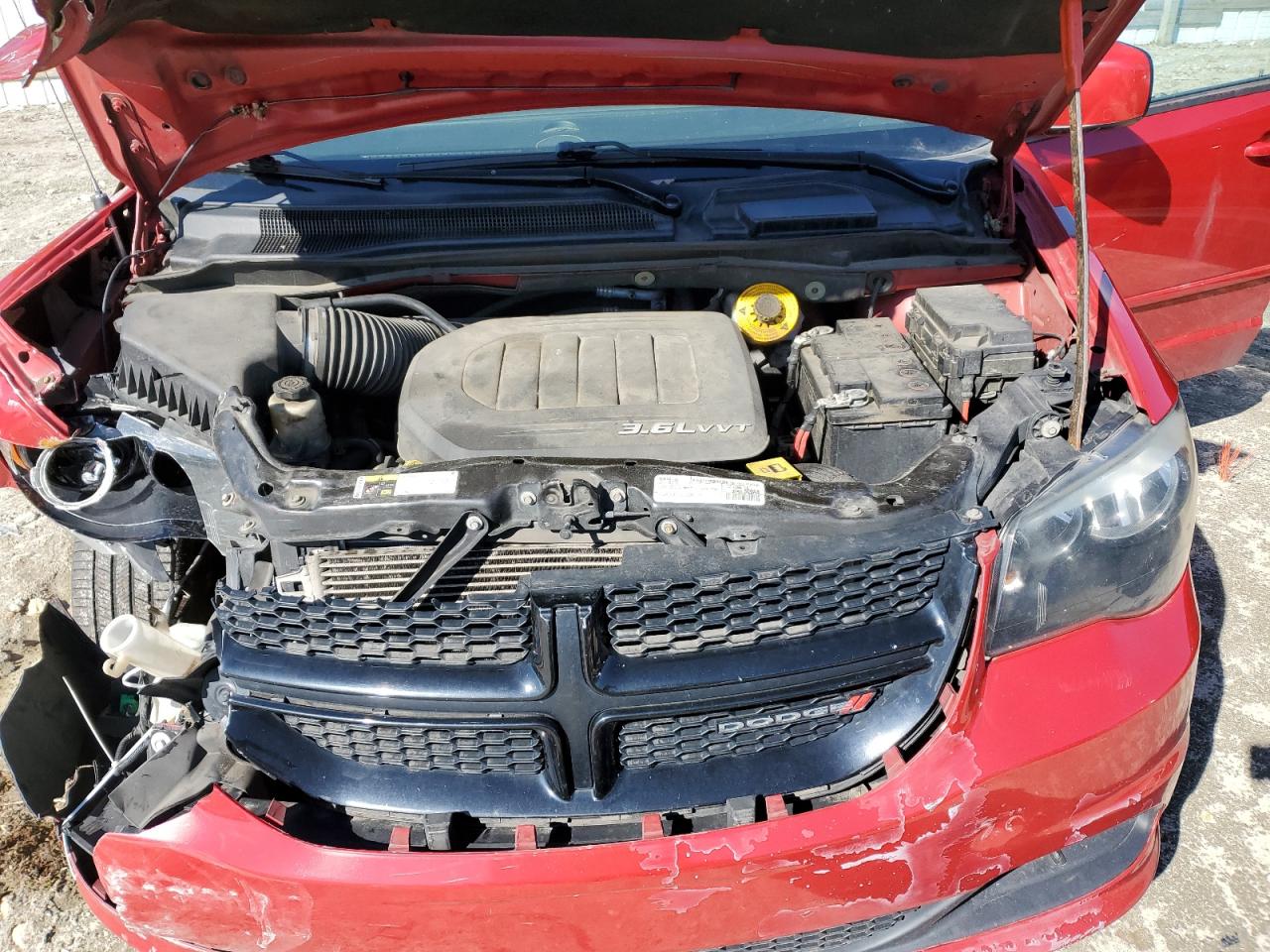 2016 Dodge Caravan - Image 12