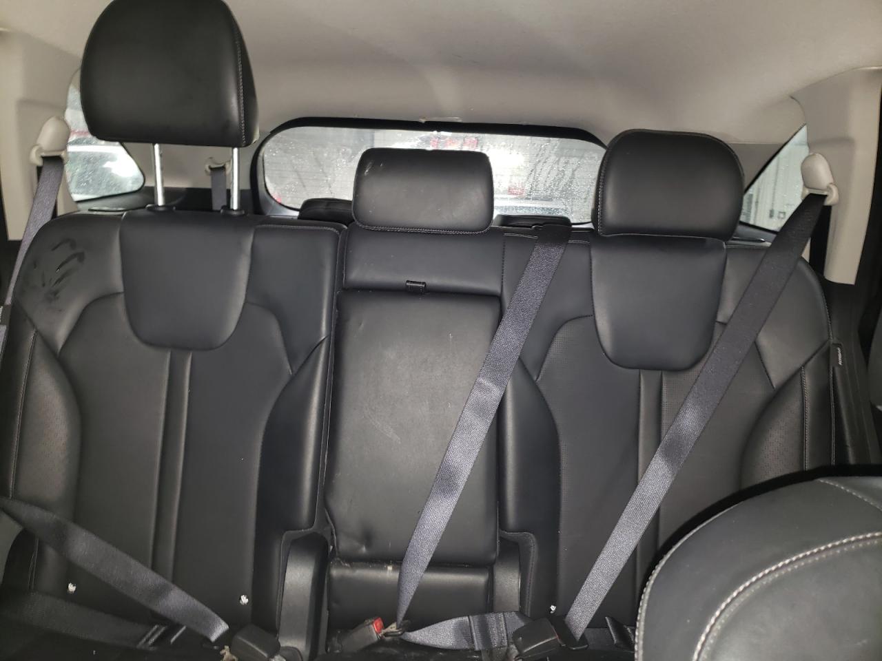 2024 Kia Sorento - Image 10