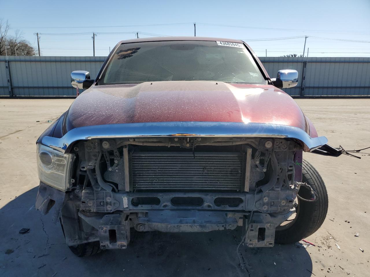 2016 RAM 1500 - Image 5
