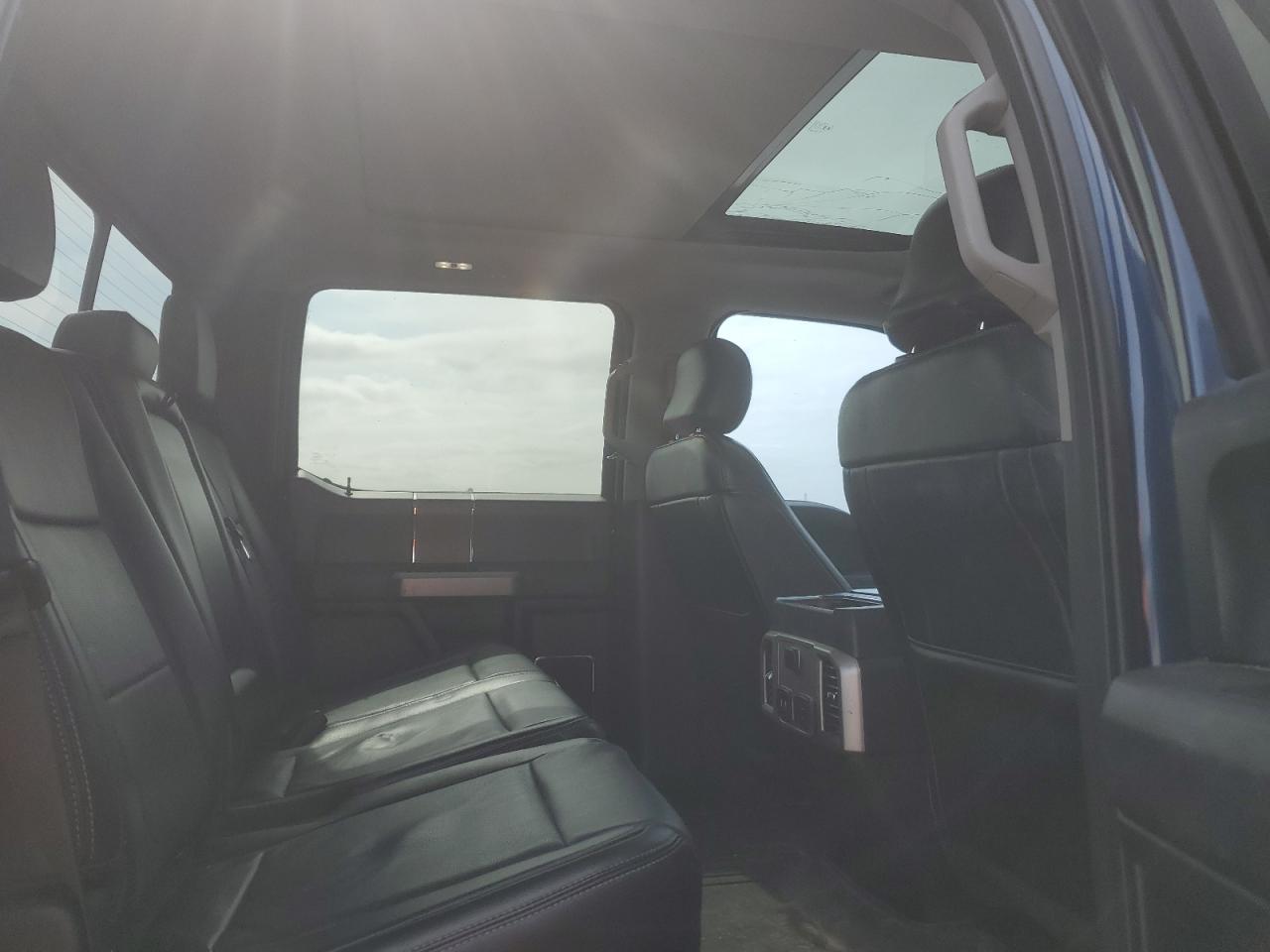 2017 Ford F-150 - Image 10