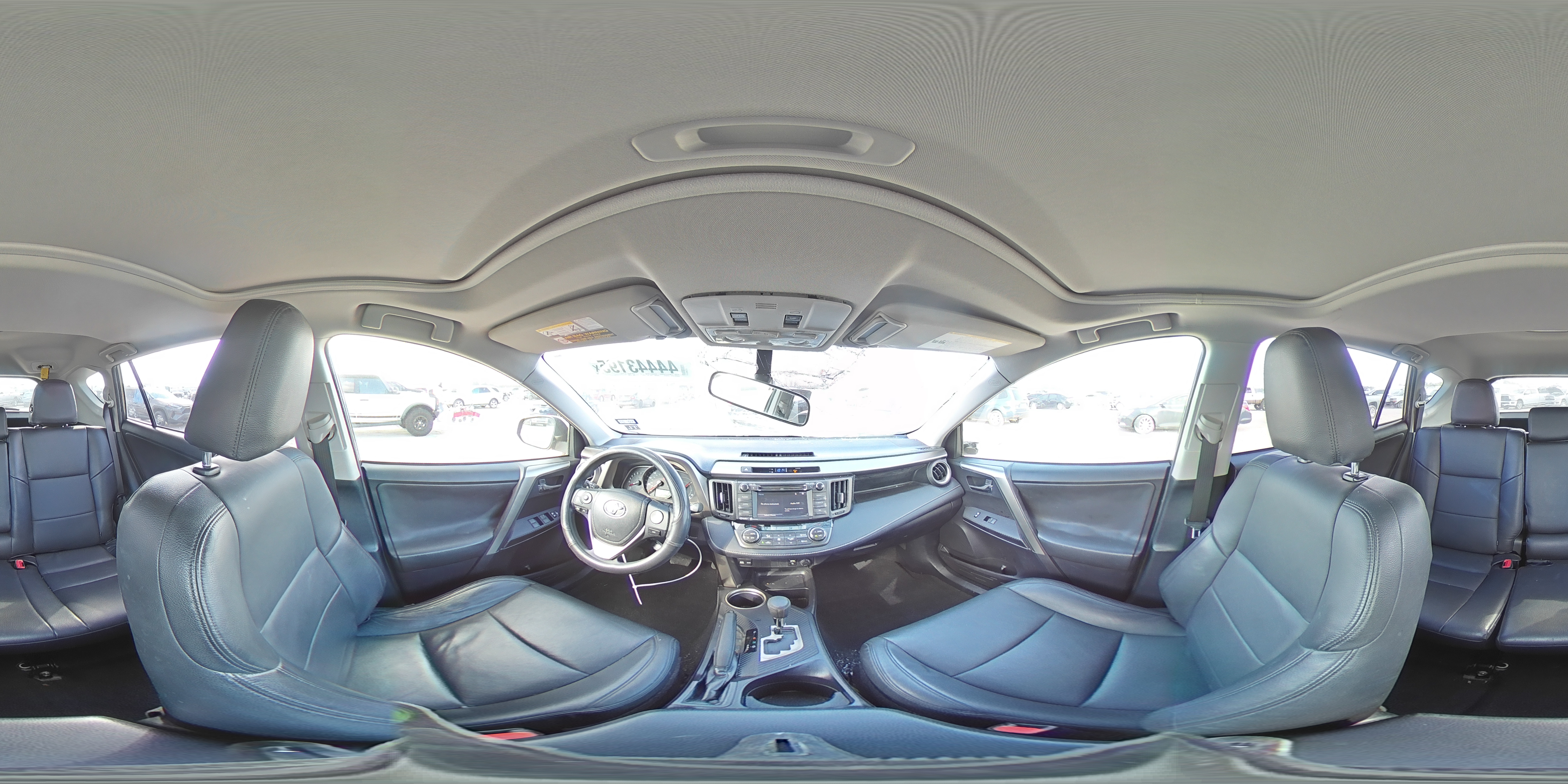 2015 Toyota RAV 4 - Image 13