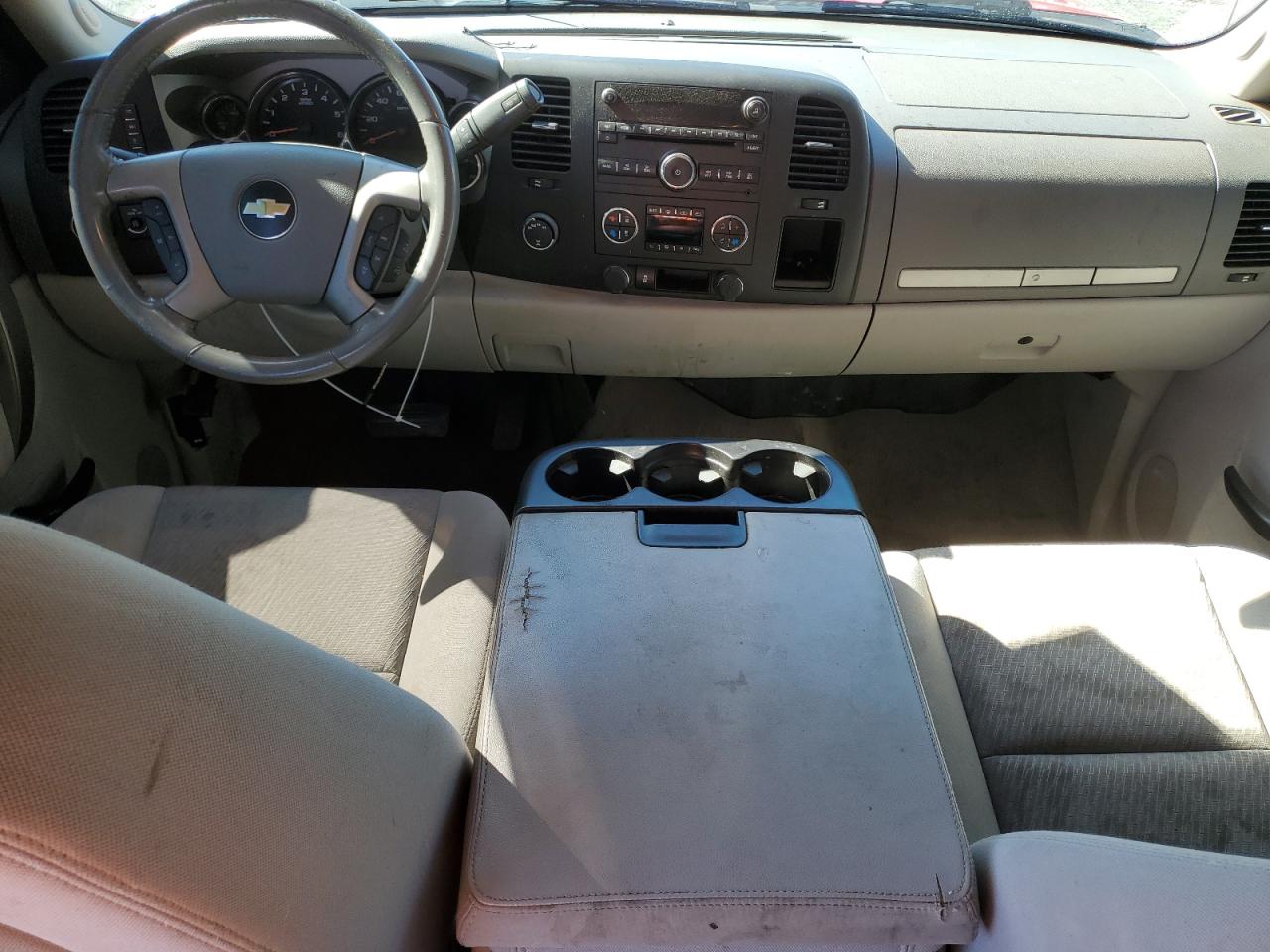 2013 Chevrolet Silverado - Image 8