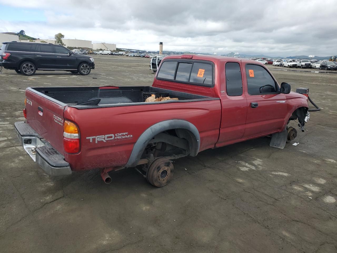 2004 Toyota Tacoma - Image 3