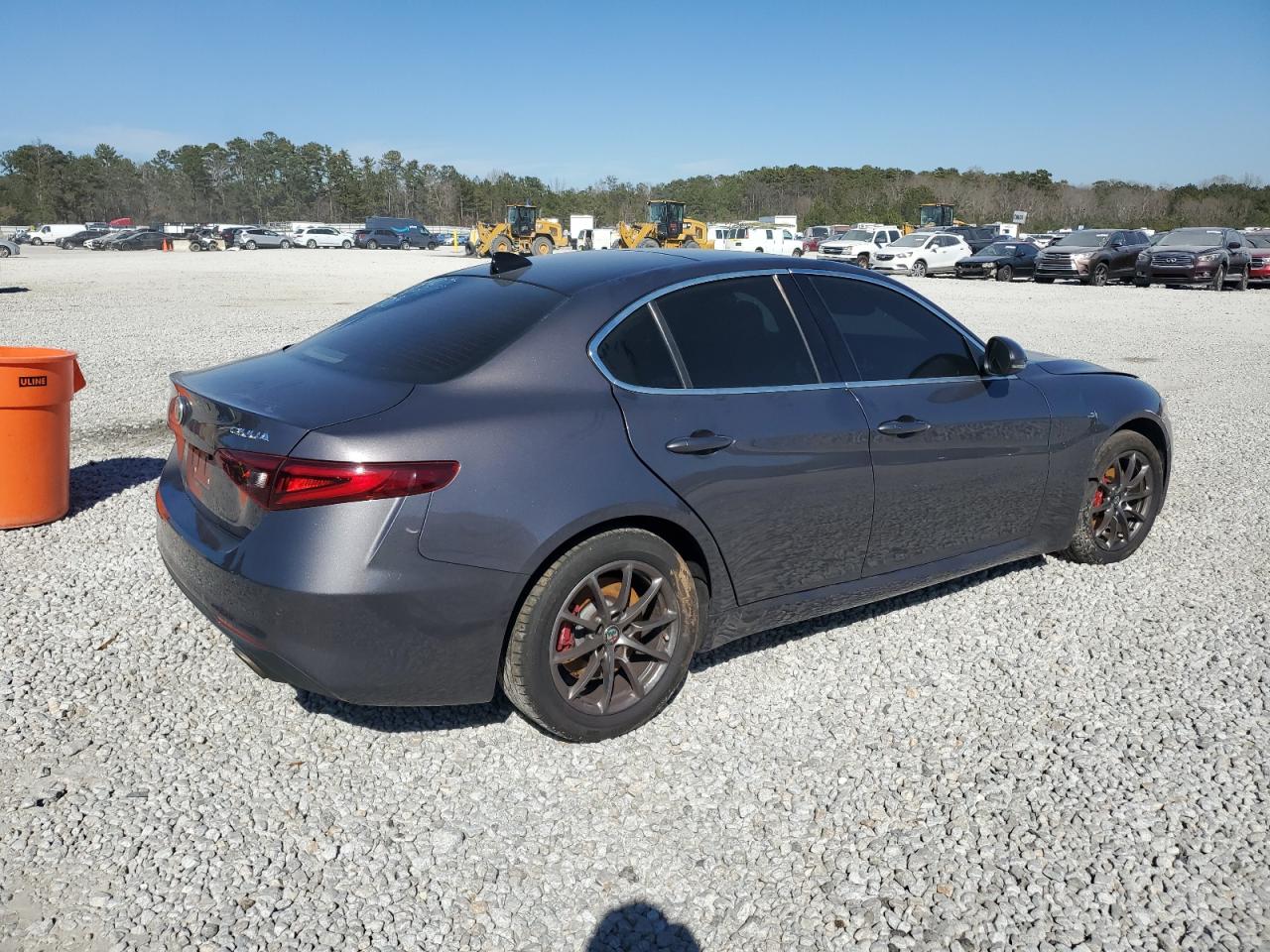 2018 Alfa Romeo Giulia - Image 3