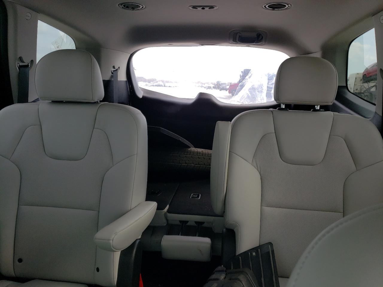 2023 Kia Telluride - Image 10