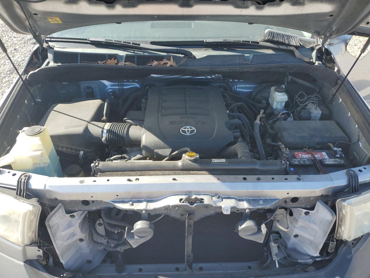 2013 Toyota Tundra - Image 13