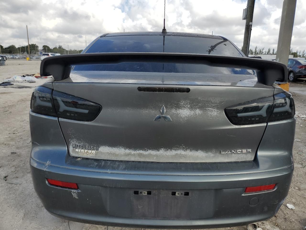 2008 Mitsubishi Lancer - Image 6