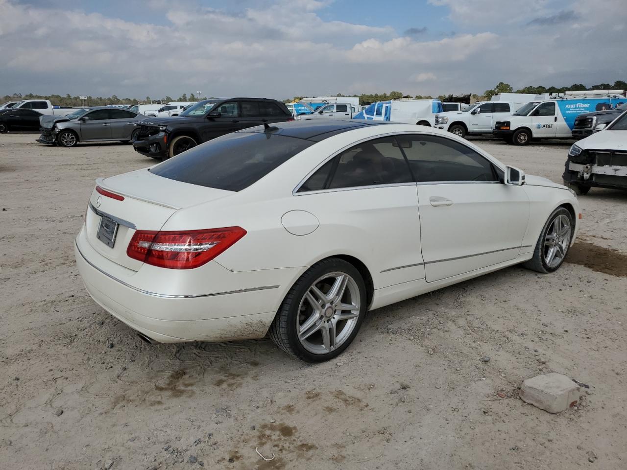 2013 Mercedes-Benz E-klasse - Image 3