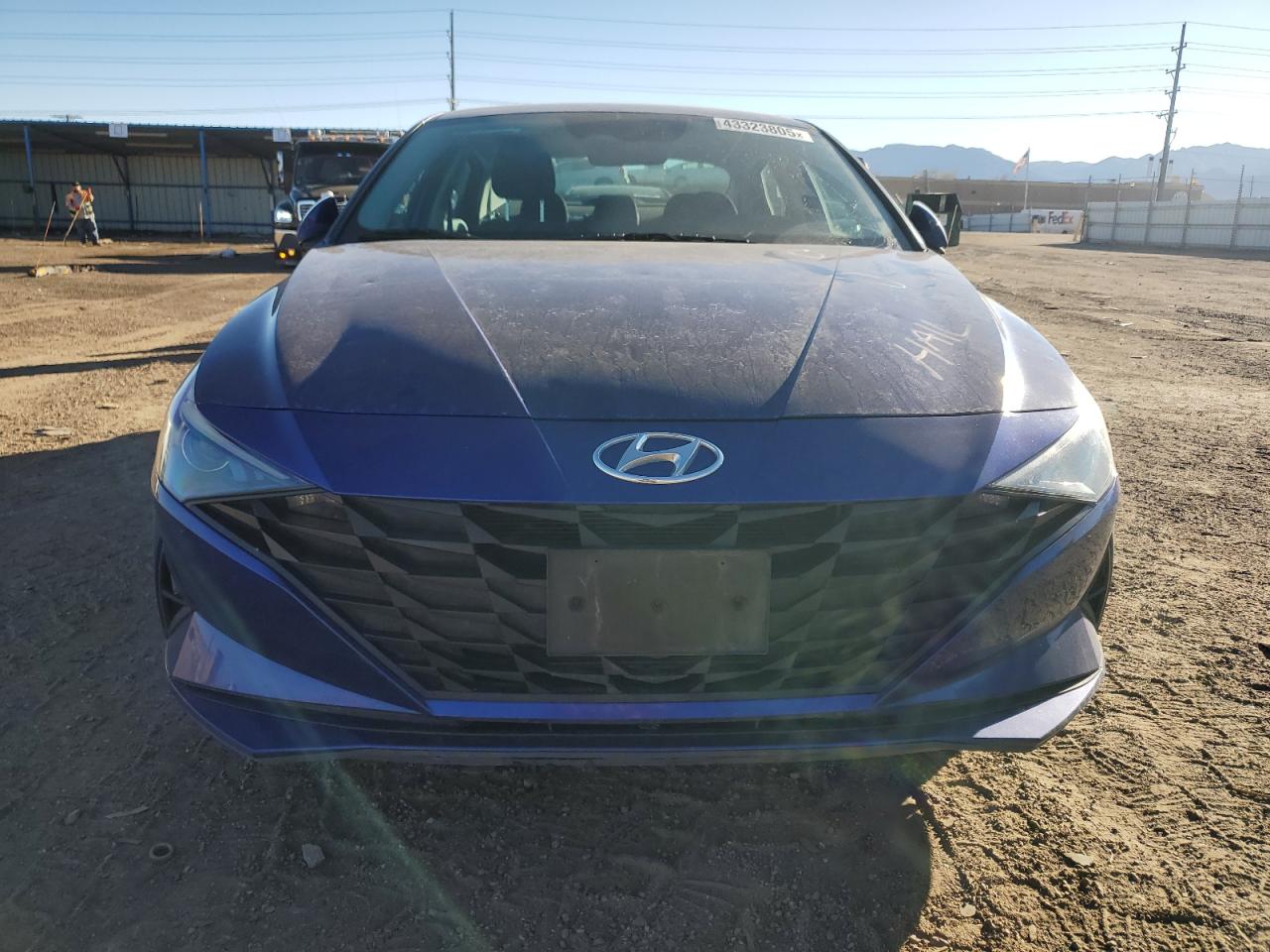 2022 Hyundai Elantra - Image 5