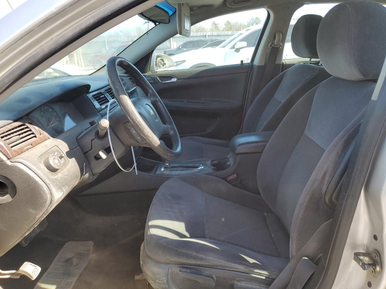 2014 Chevrolet Impala - Image 7