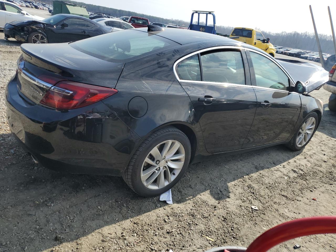 2015 Buick Regal - Image 3
