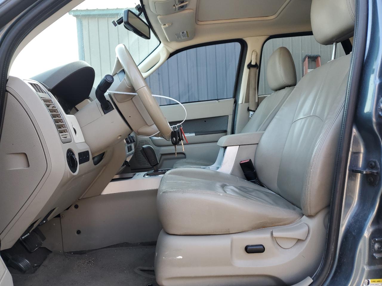 2010 Mercury Mariner - Image 7