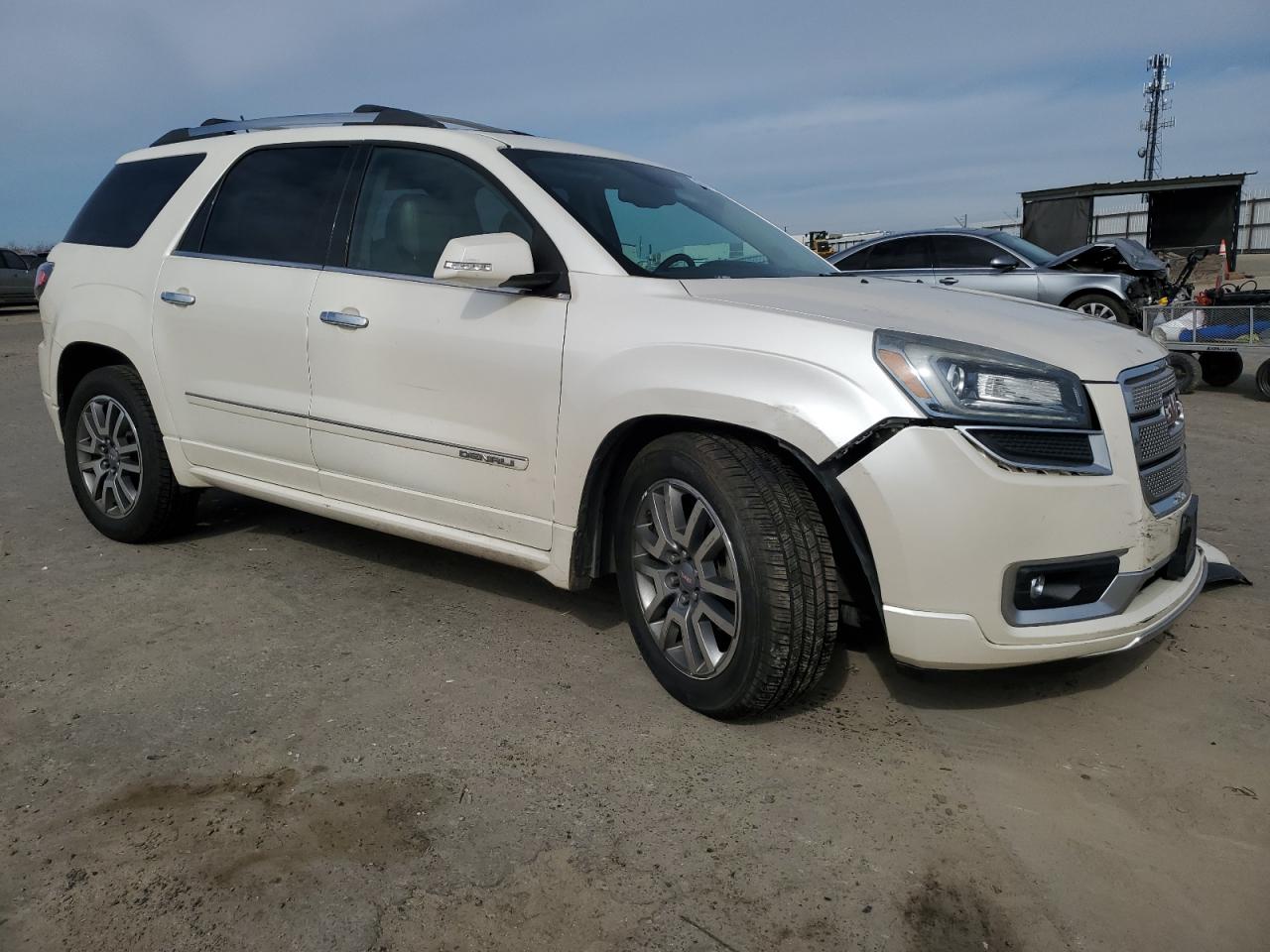 2013 GMC Acadia - Image 4