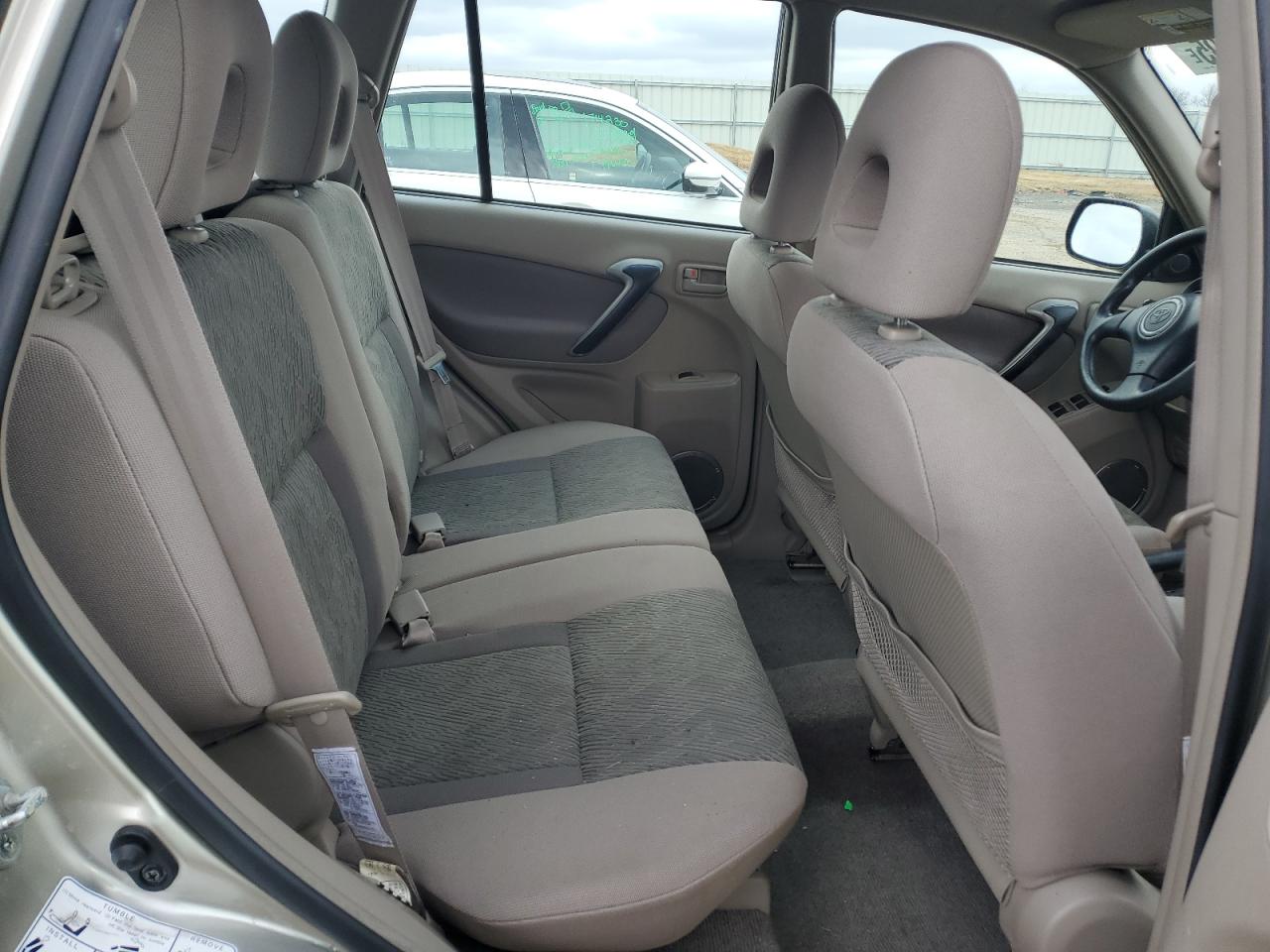 2002 Toyota RAV 4 - Image 10