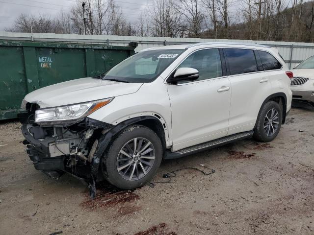 2017 Toyota Highlander Se