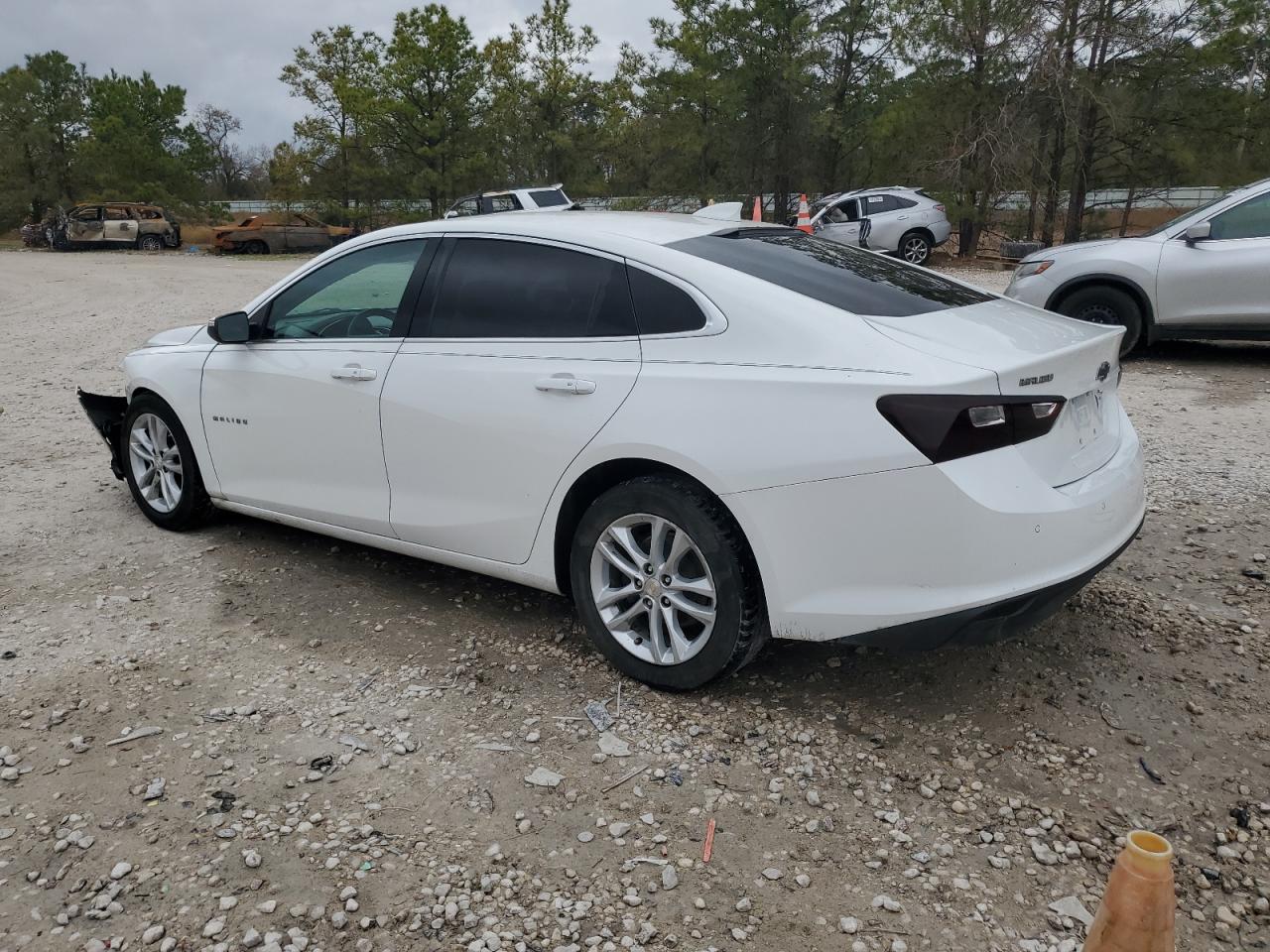 2018 Chevrolet Malibu - Image 2