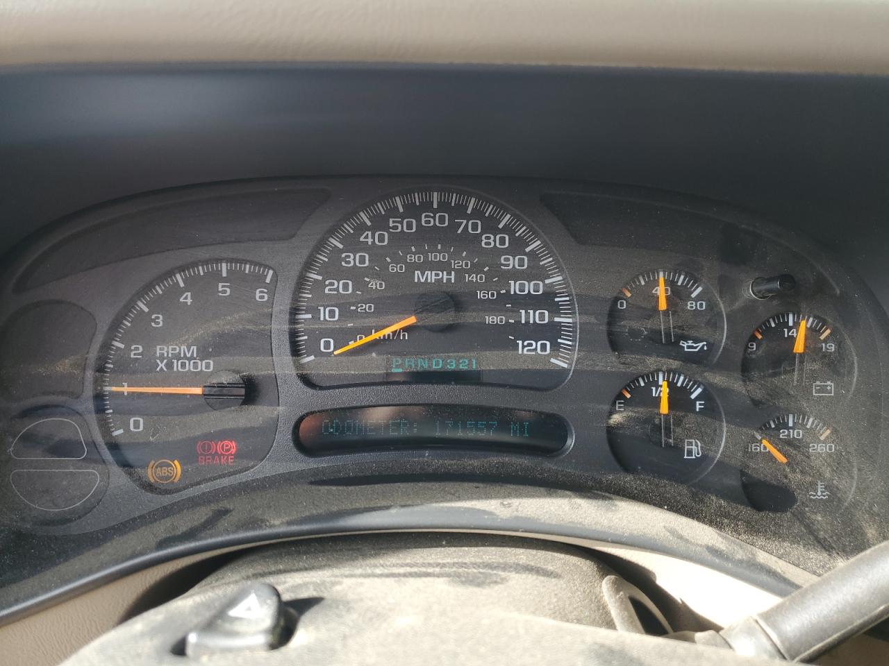 2004 GMC Sierra - Image 9