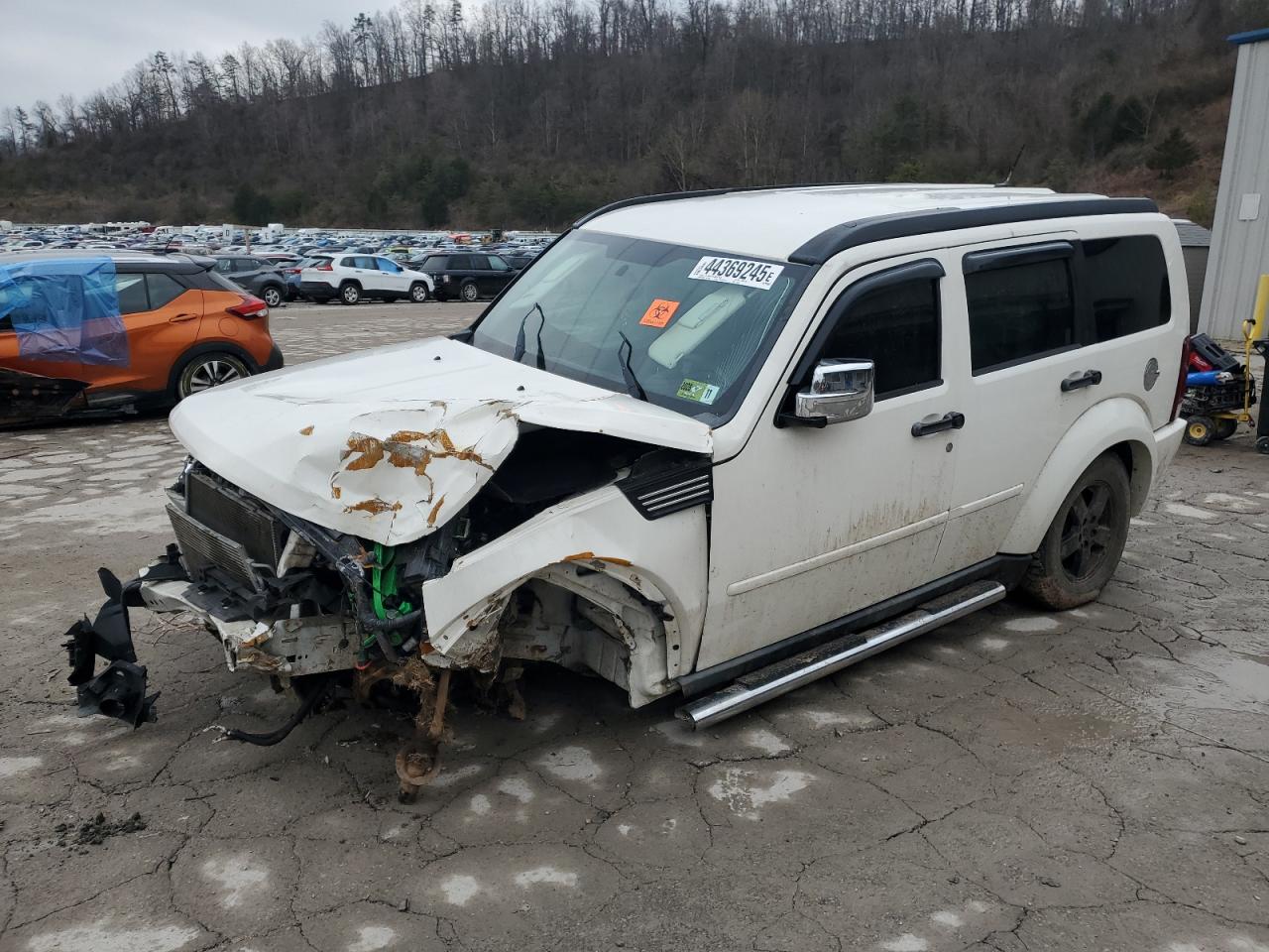 2008 Dodge Nitro Sxt იყიდება Hurricane-ში, WV - All Over