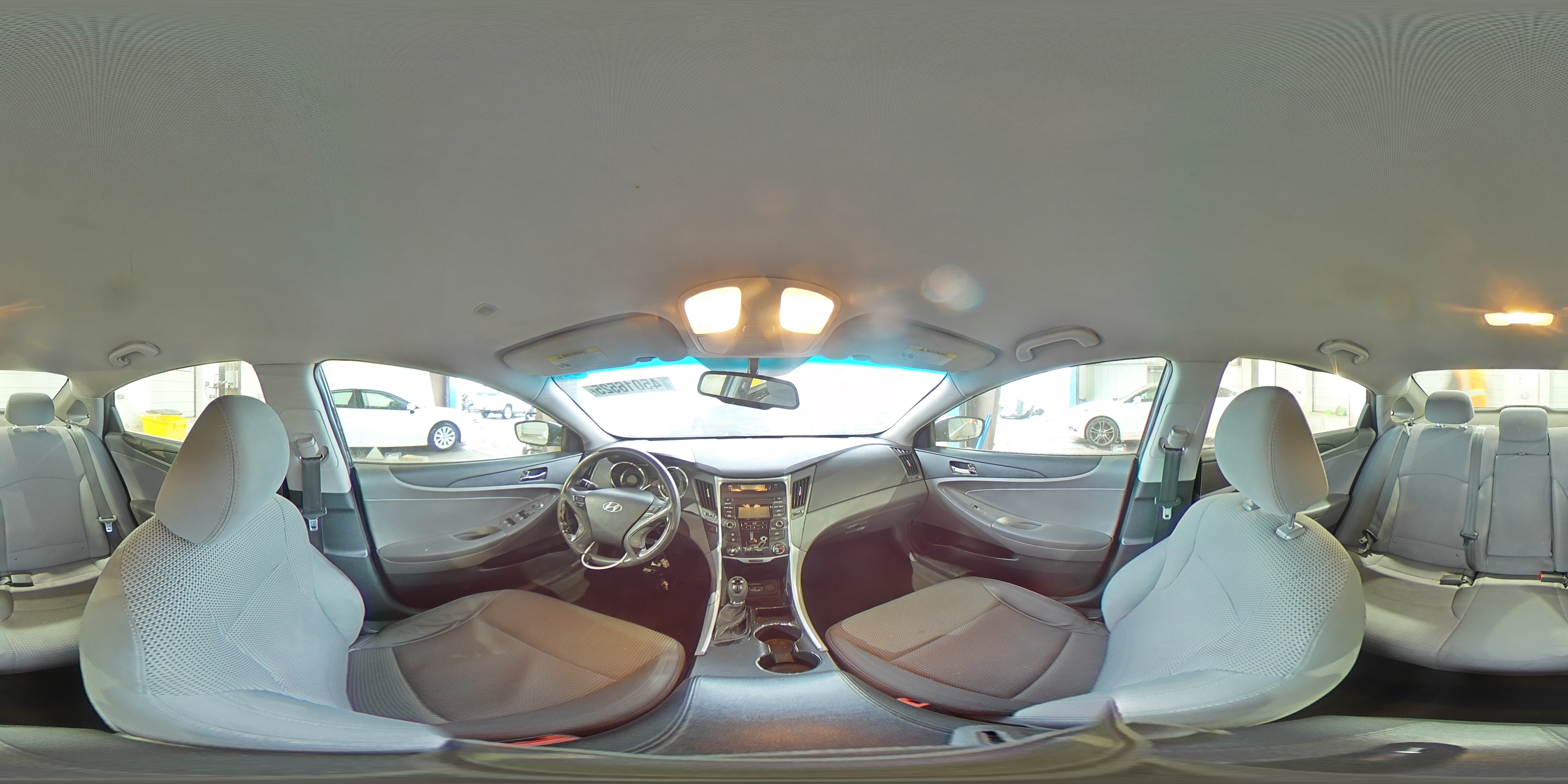 2012 Hyundai Sonata - Image 15