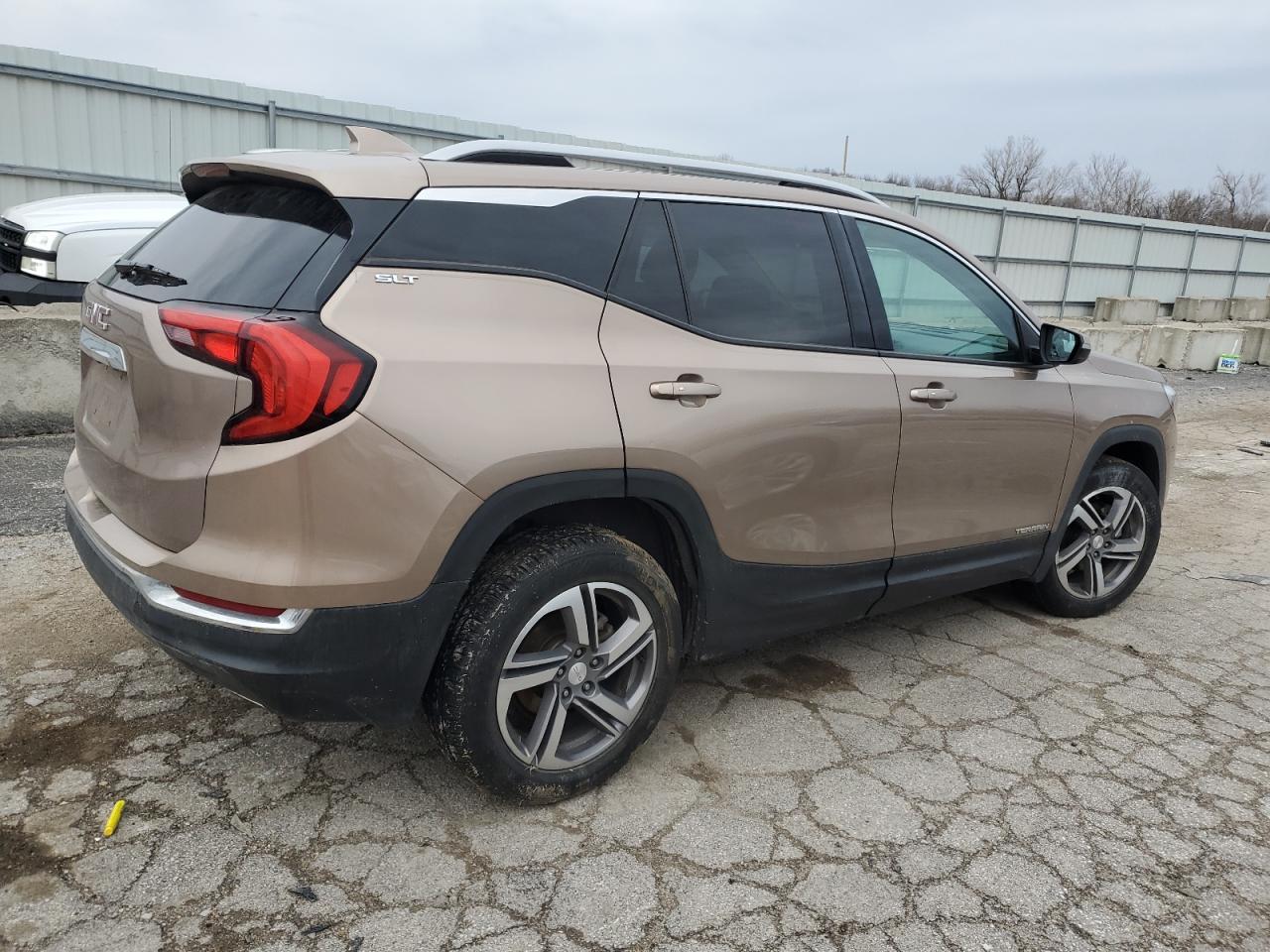 2018 GMC Terrain - Image 3