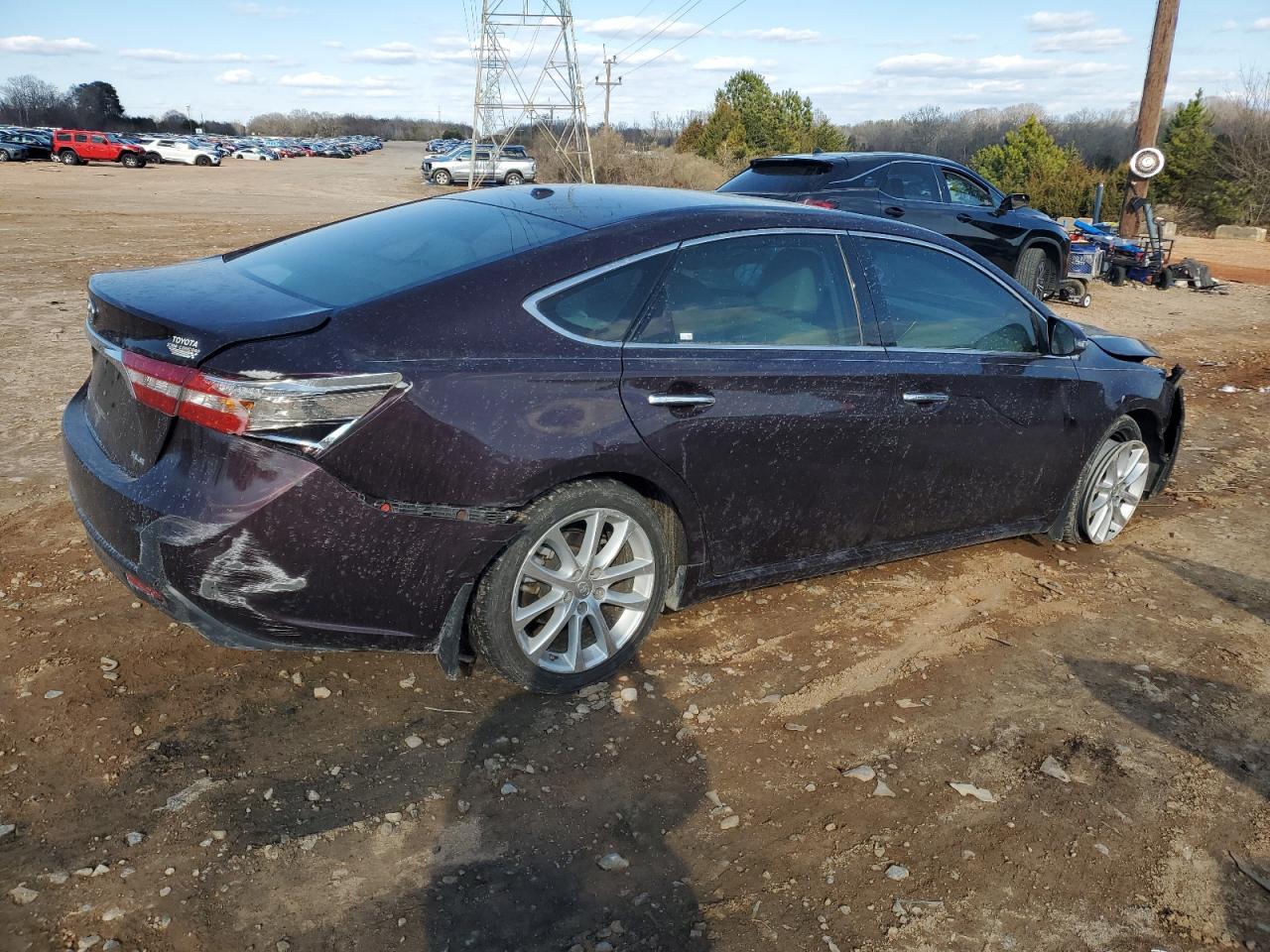 2013 Toyota Avalon - Image 3