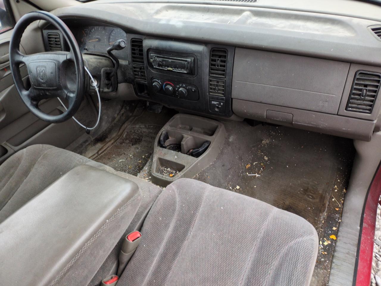 2001 Dodge Dakota - Image 8
