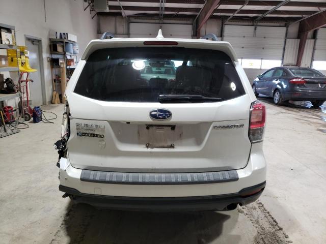  SUBARU FORESTER 2018 Белый