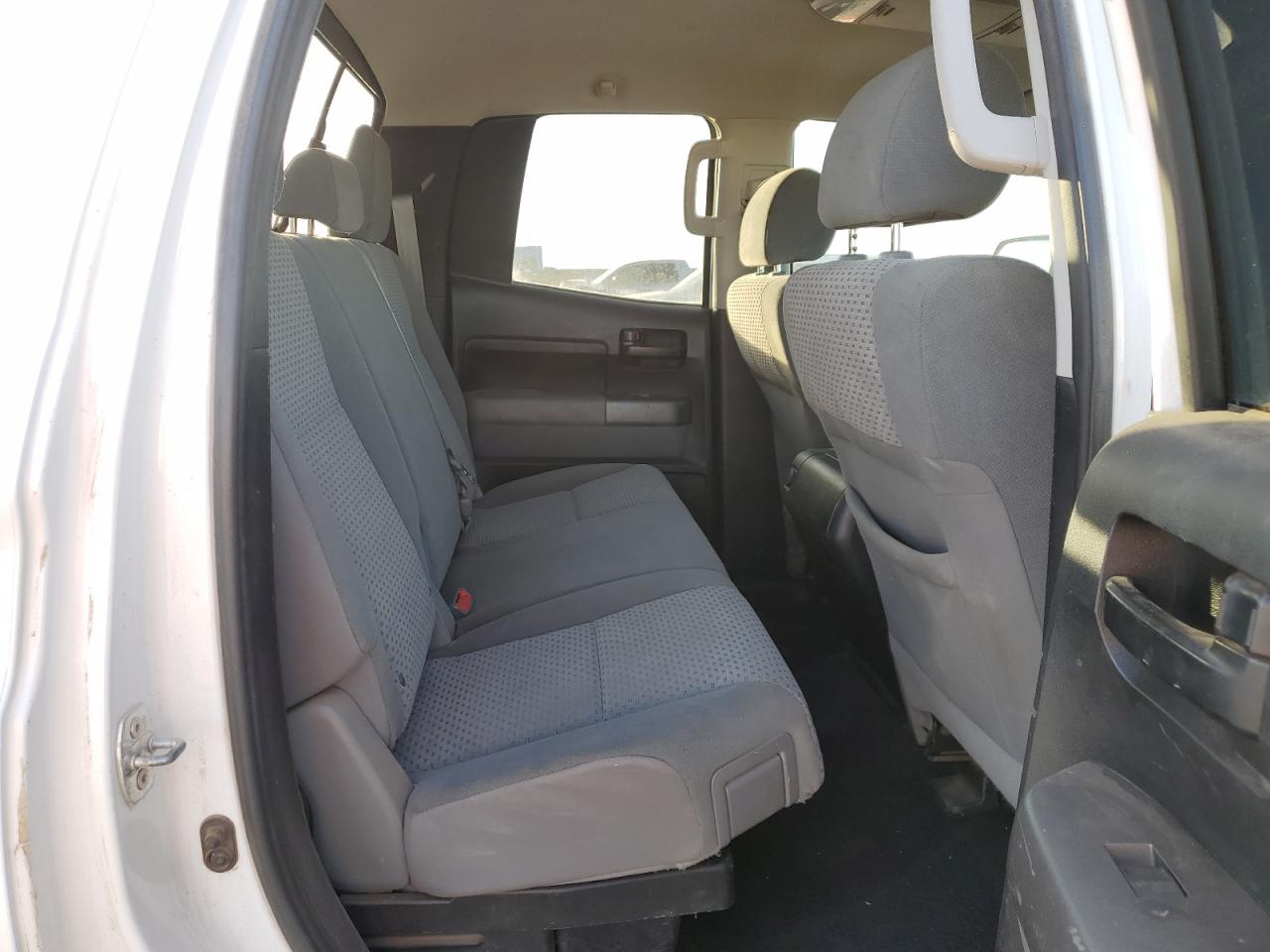 2013 Toyota Tundra - Image 10