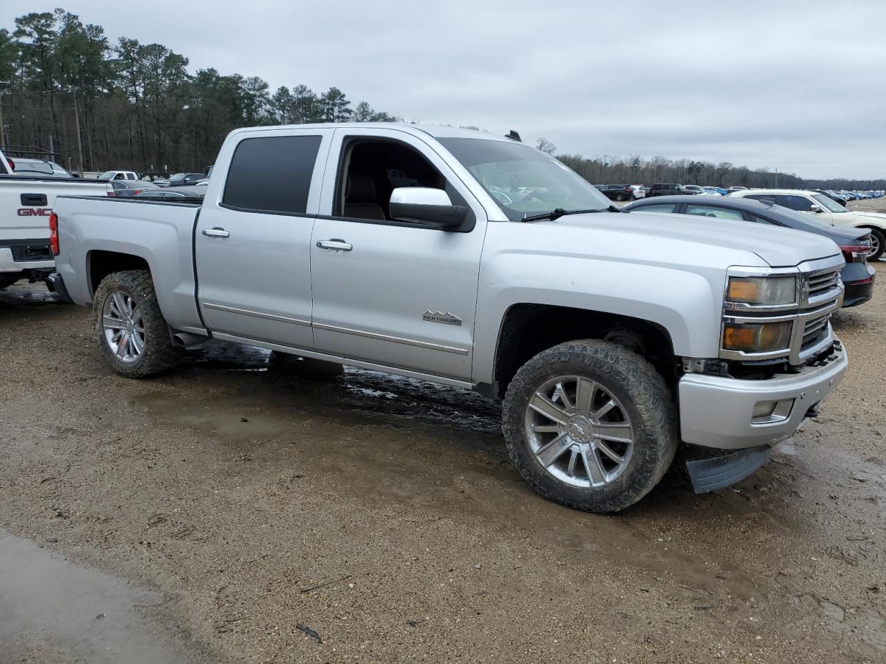 2014 Chevrolet Silverado - Image 4