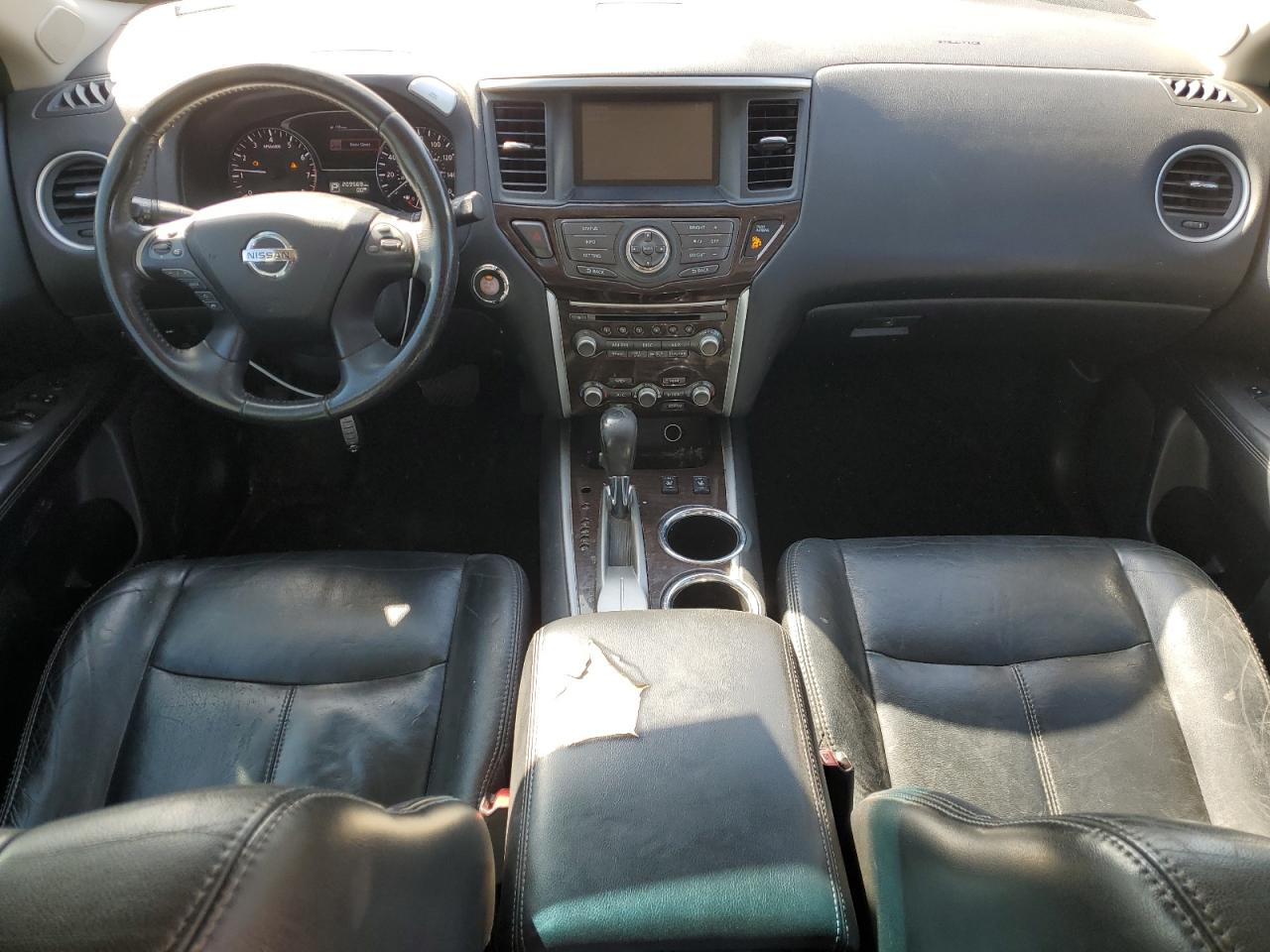 2014 Nissan Pathfinder - Image 8