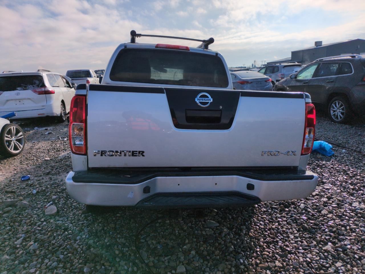 2012 Nissan Navara (Frontier) - Image 6