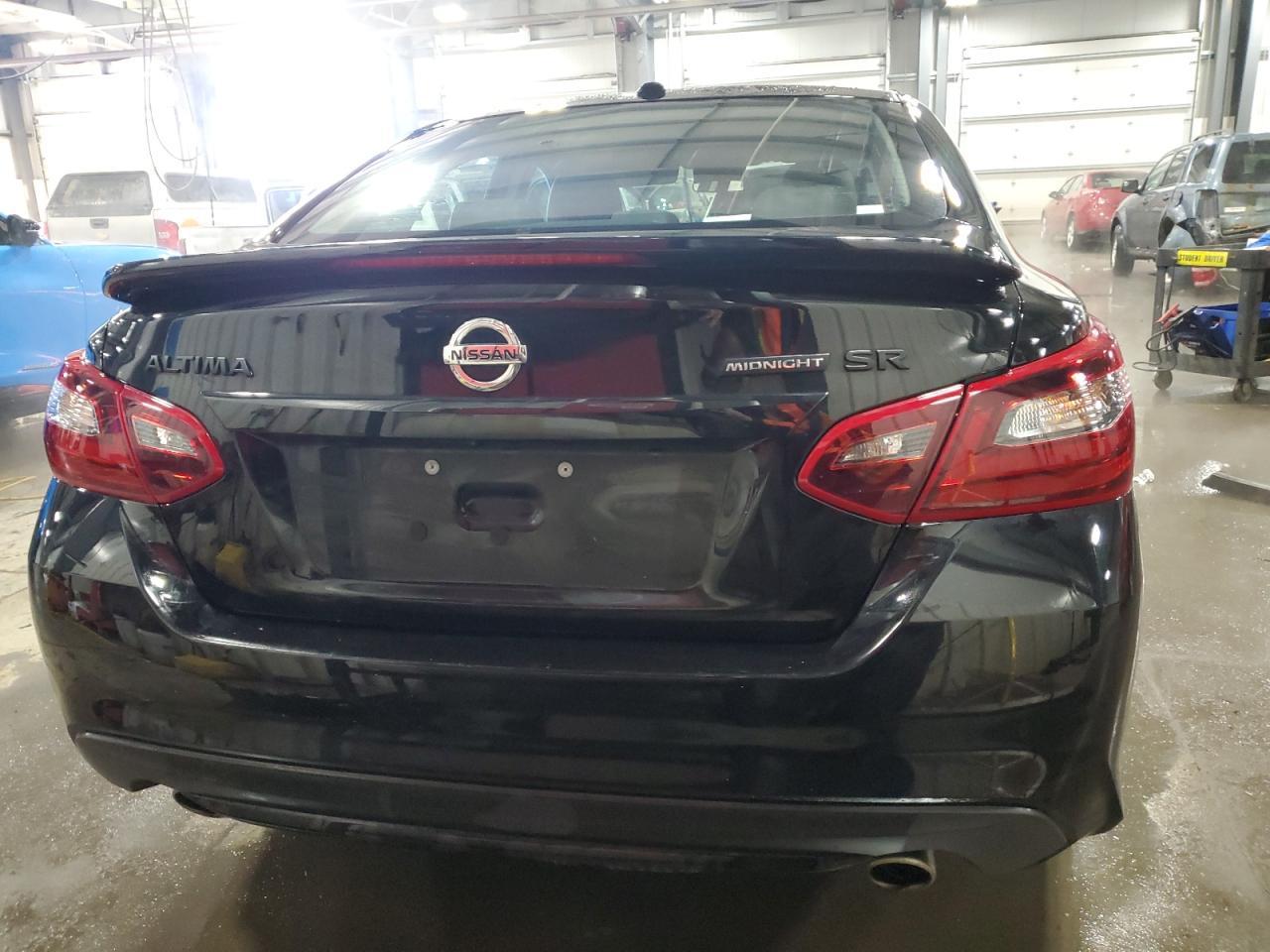 2018 Nissan Altima - Image 6