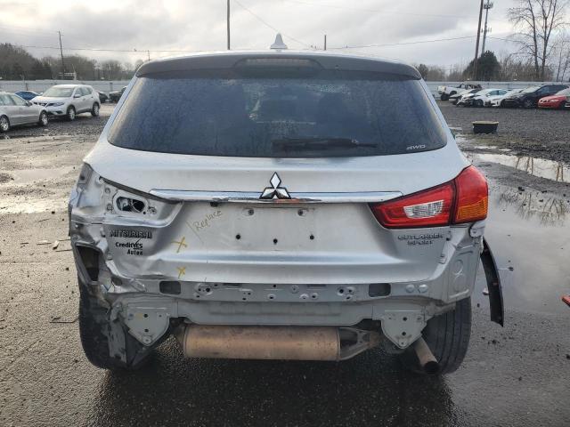 MITSUBISHI OUTLANDER 2019 Srebrny