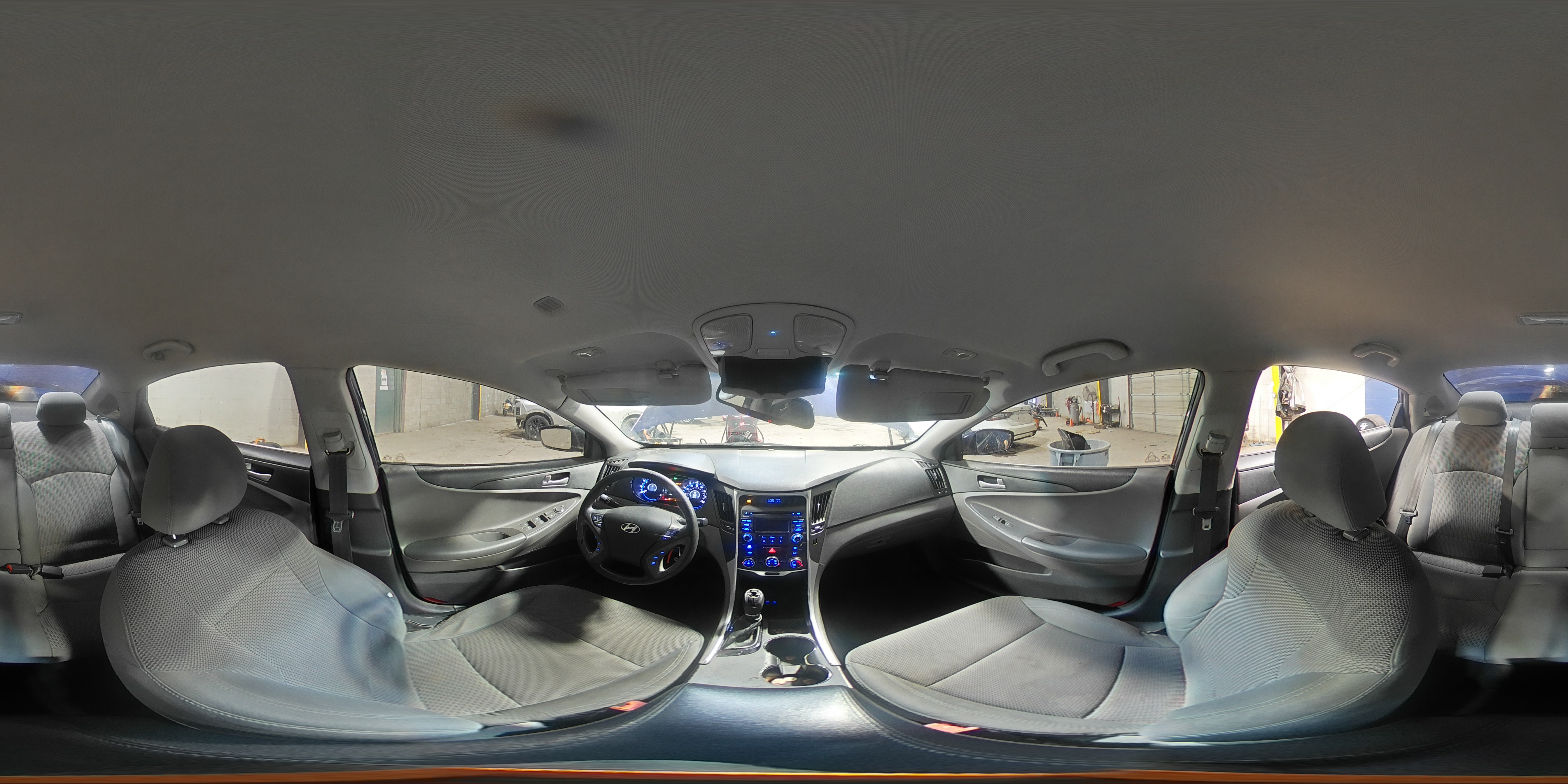 2014 Hyundai Sonata - Image 14