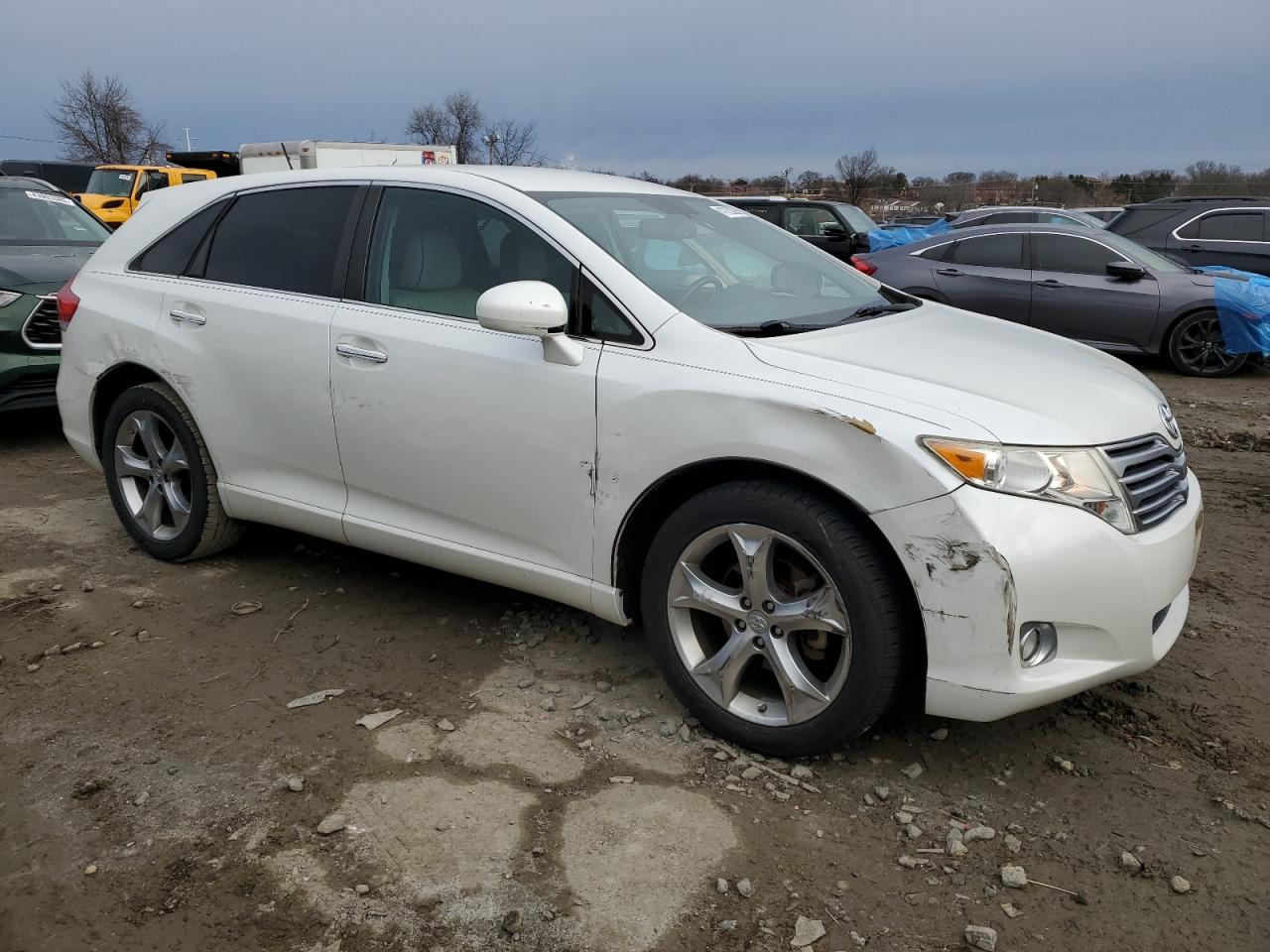 2011 Toyota Venza - Image 4