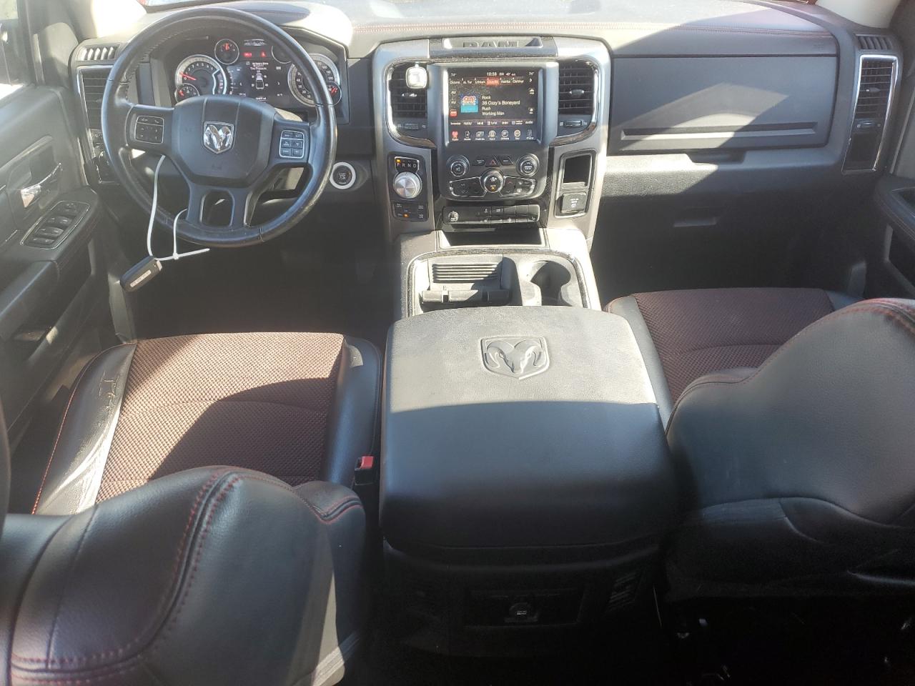 2016 RAM 1500 - Image 8