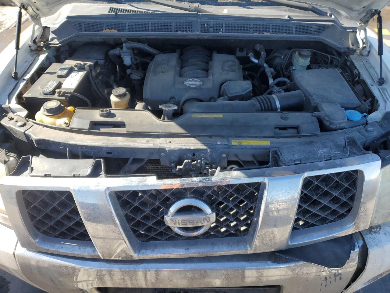 2005 Nissan Armada - Image 14