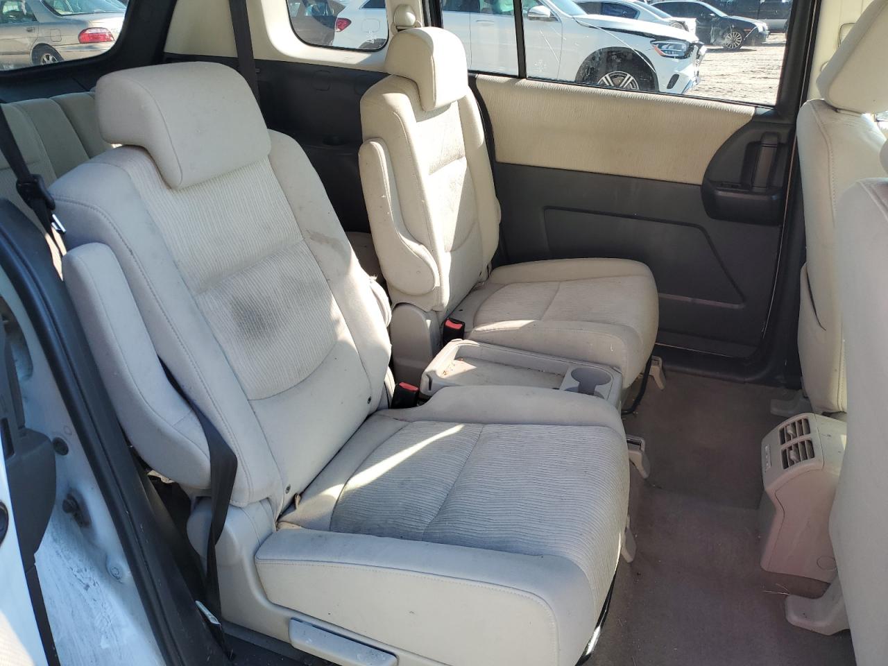 2008 Mazda 5 VIN: JM1CR293880327298 Lot: 44603465