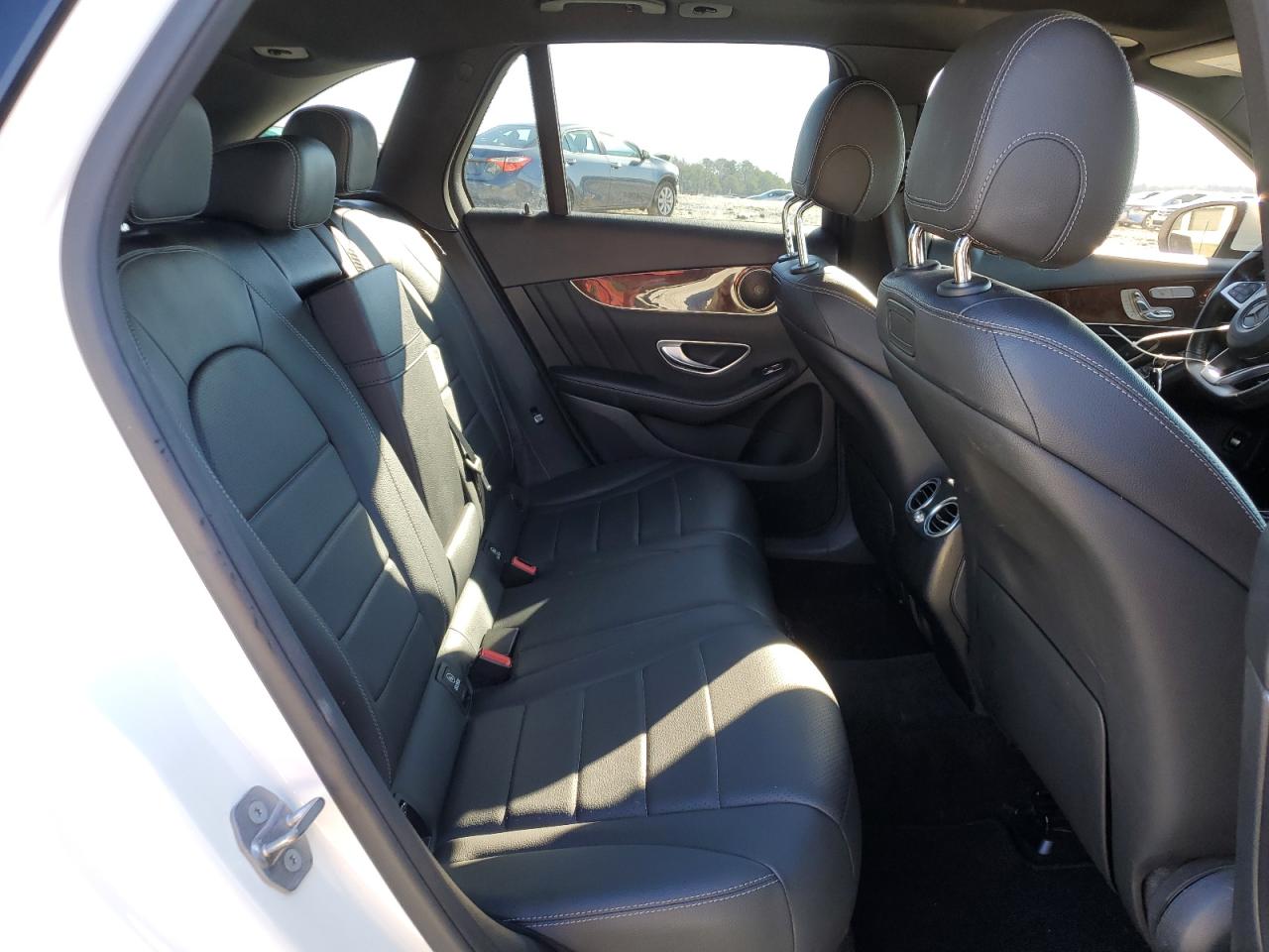 2018 Mercedes-Benz GLC - Image 11