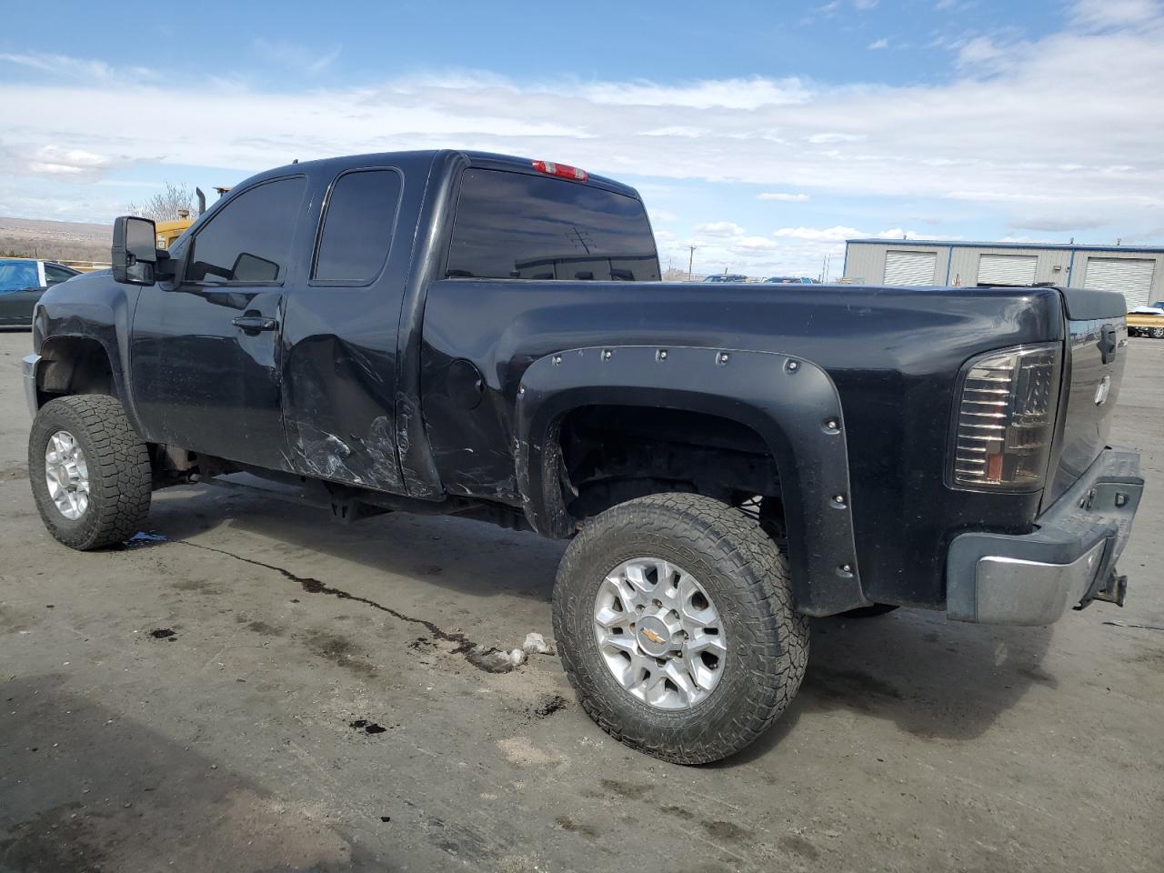 2011 Chevrolet Silverado - Image 2
