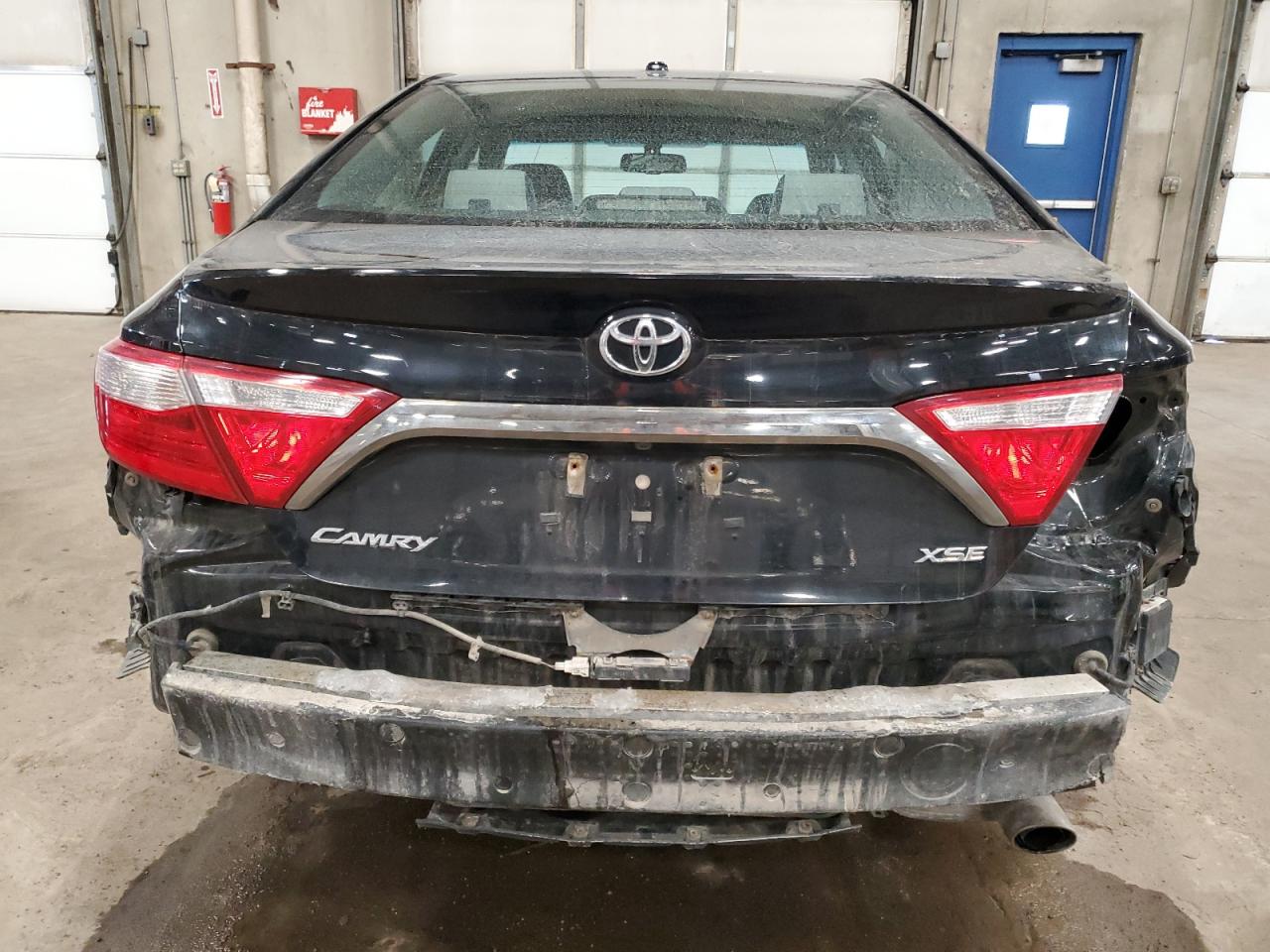 2015 Toyota Camry - Image 6