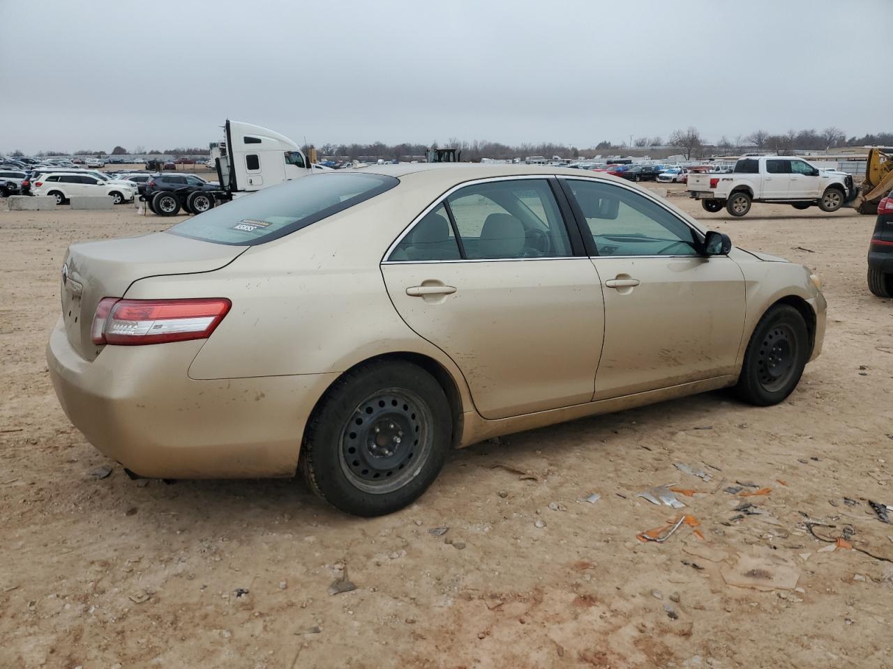 2011 Toyota Camry - Image 3