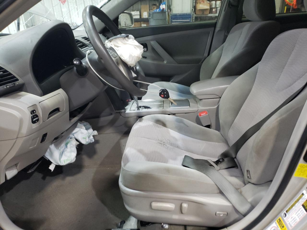 2011 Toyota Camry - Image 7