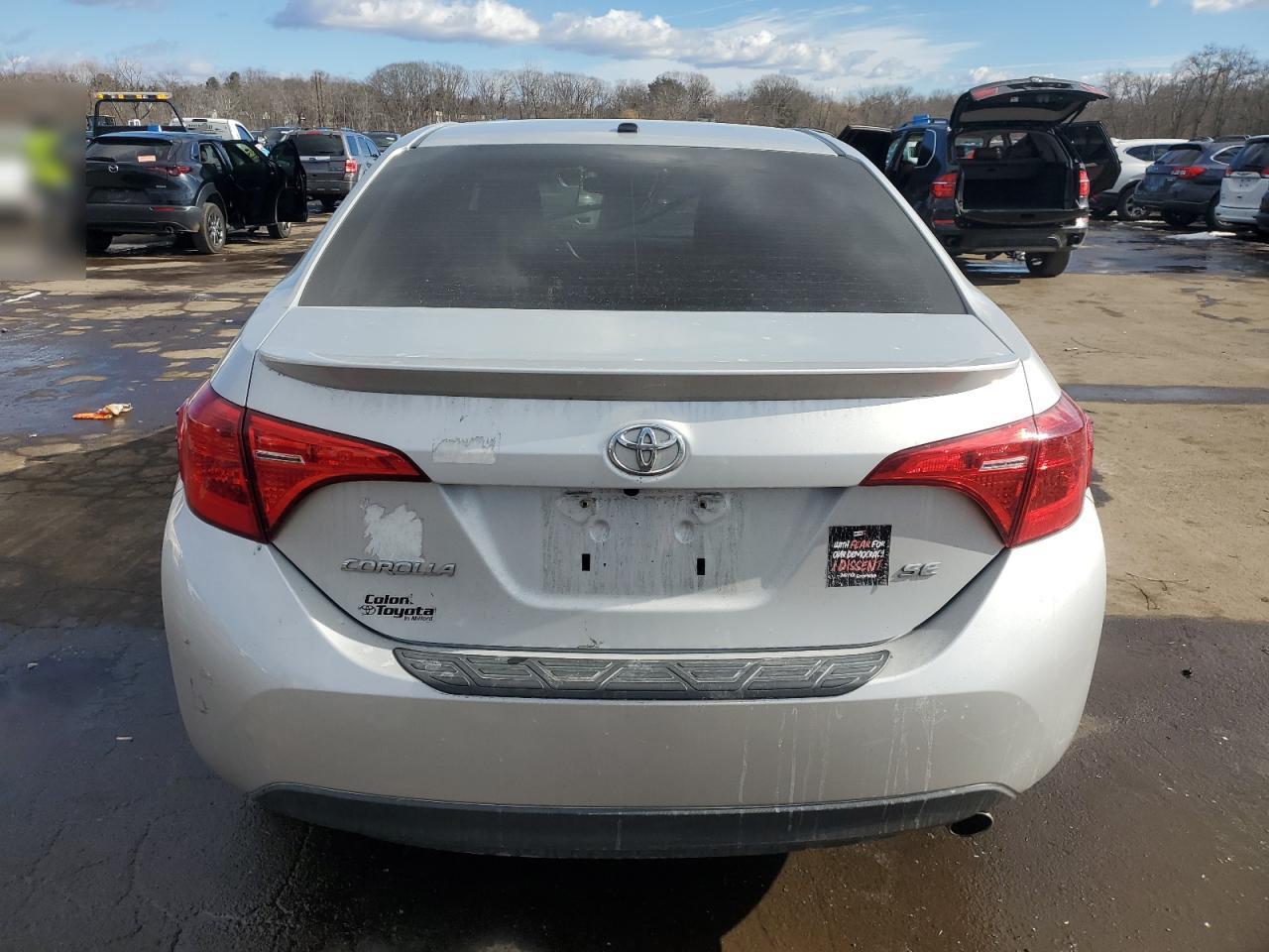 2018 Toyota Corolla - Image 6