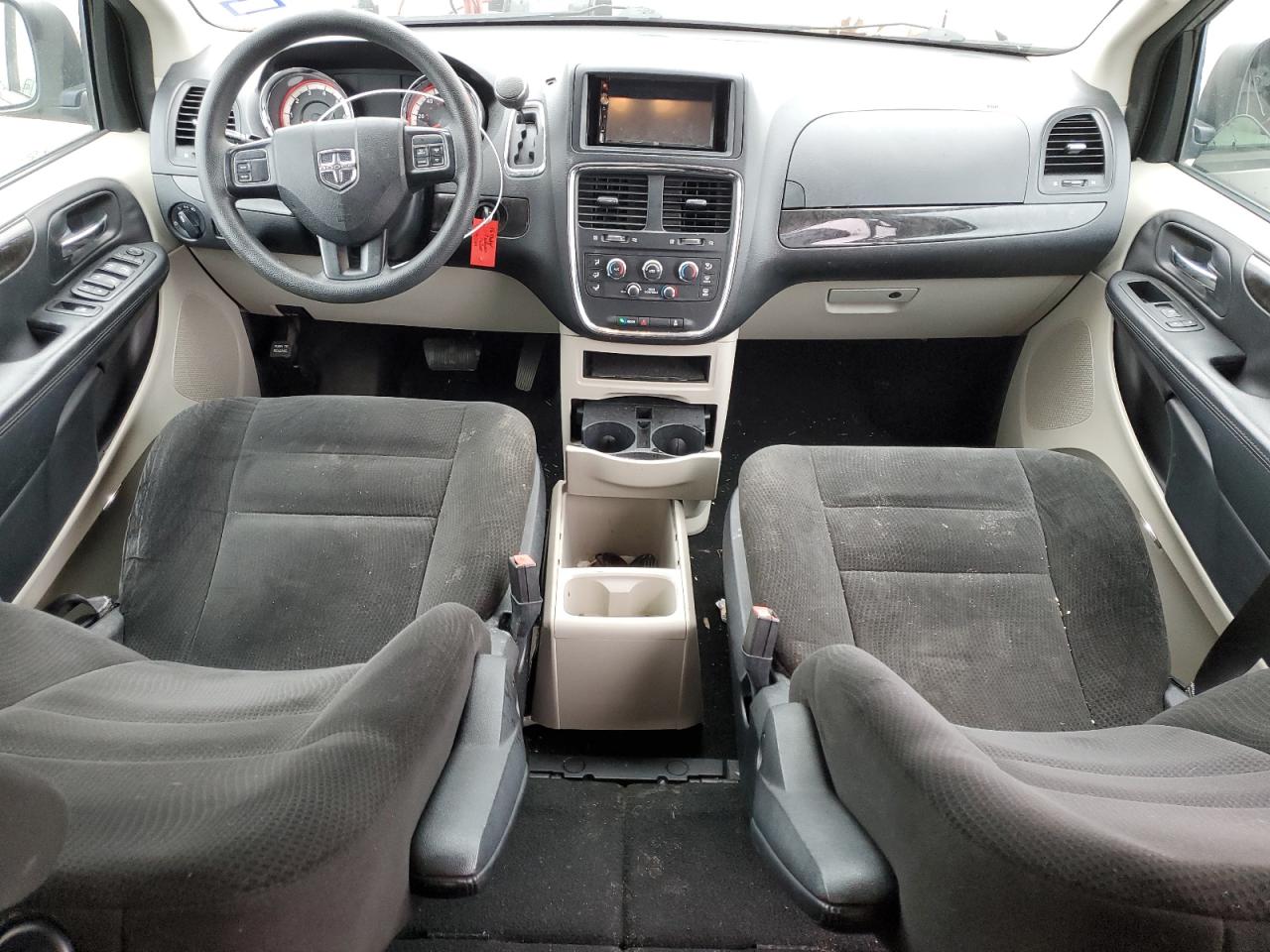 2016 Dodge Caravan - Image 8