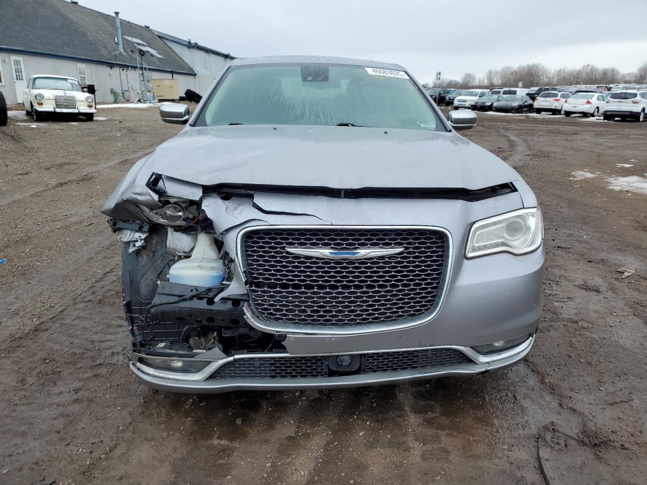 2017 Chrysler 300 - Image 5