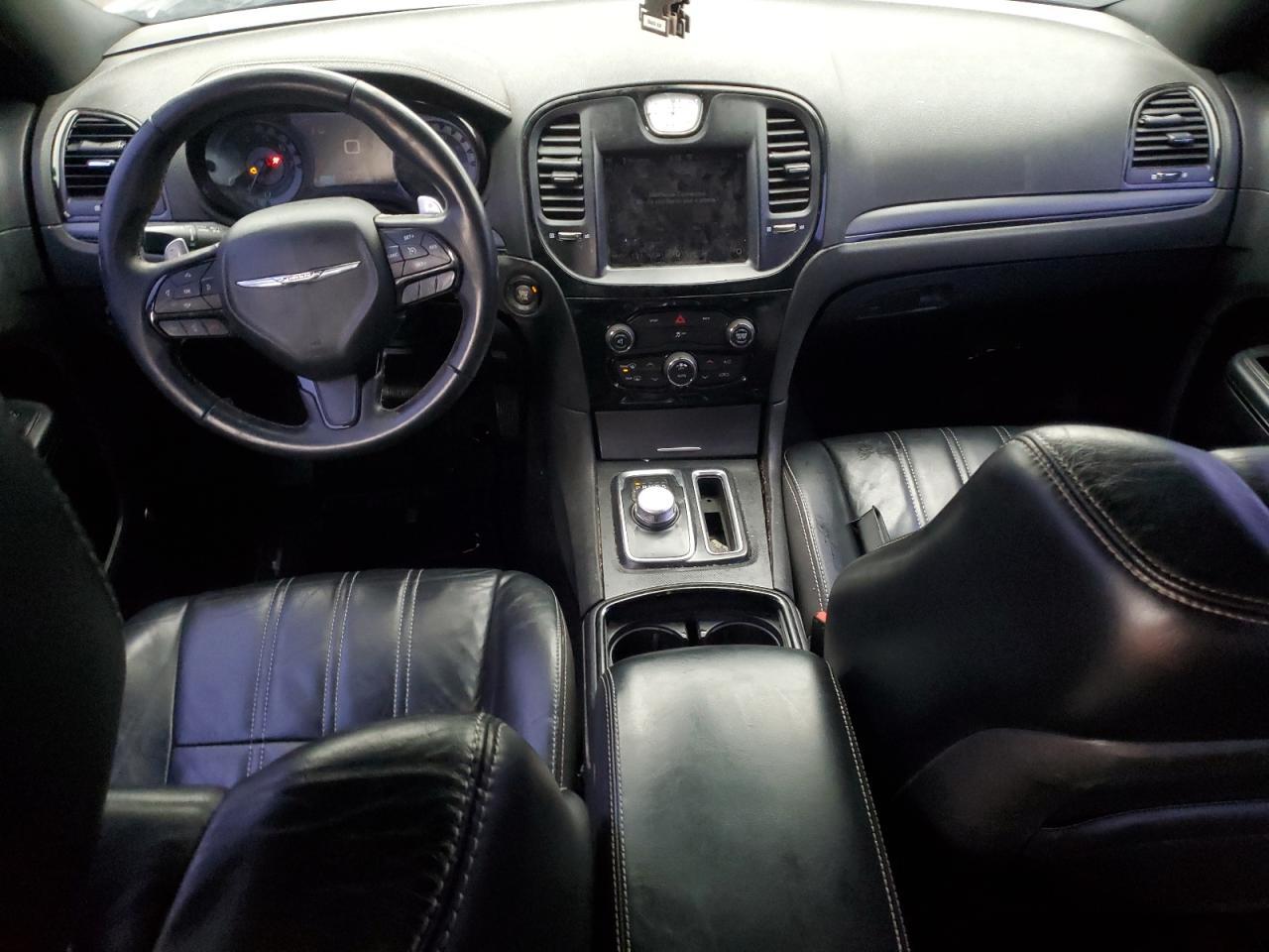 2015 Chrysler 300 - Image 8