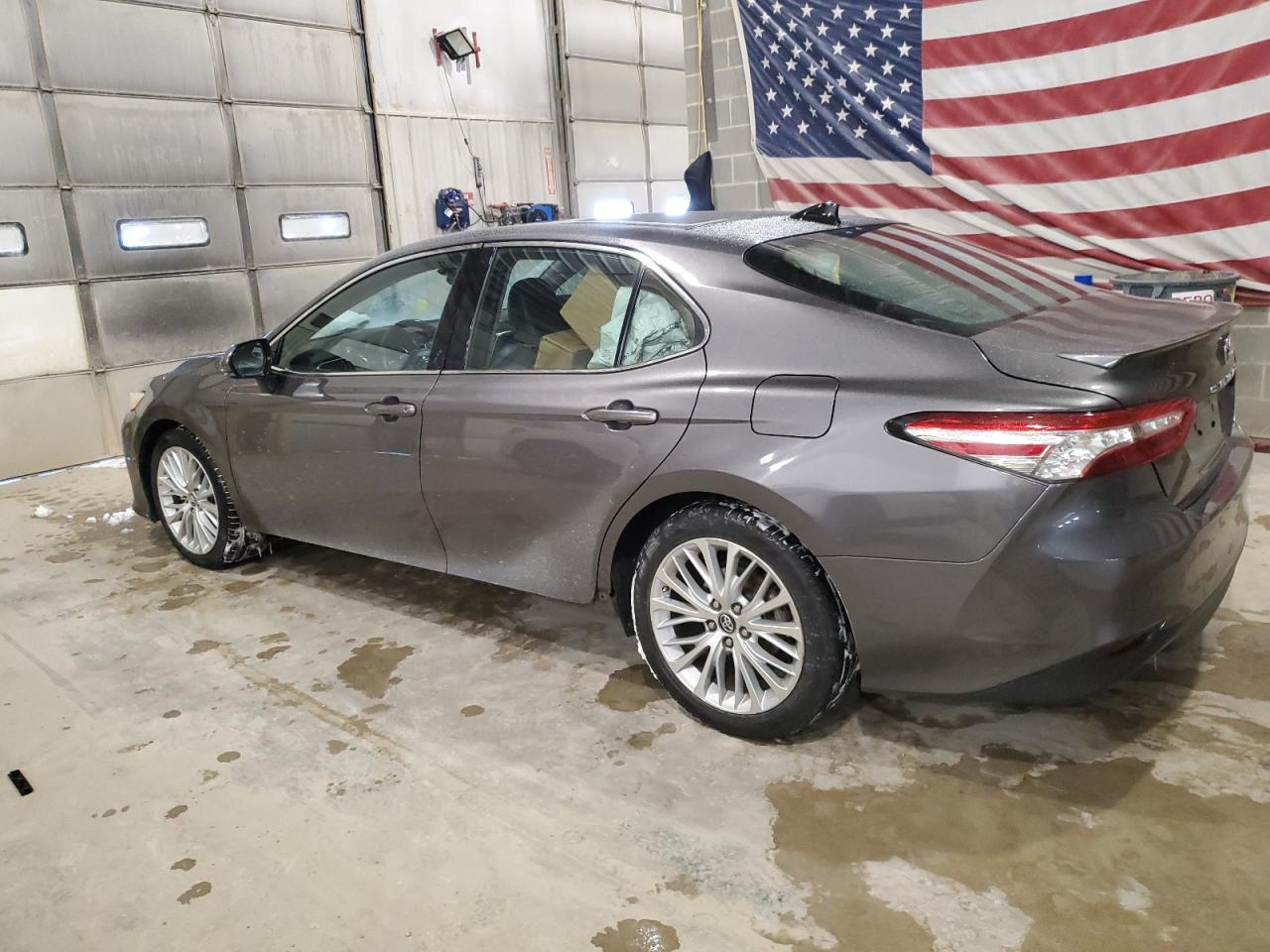 2018 Toyota Camry - Image 2