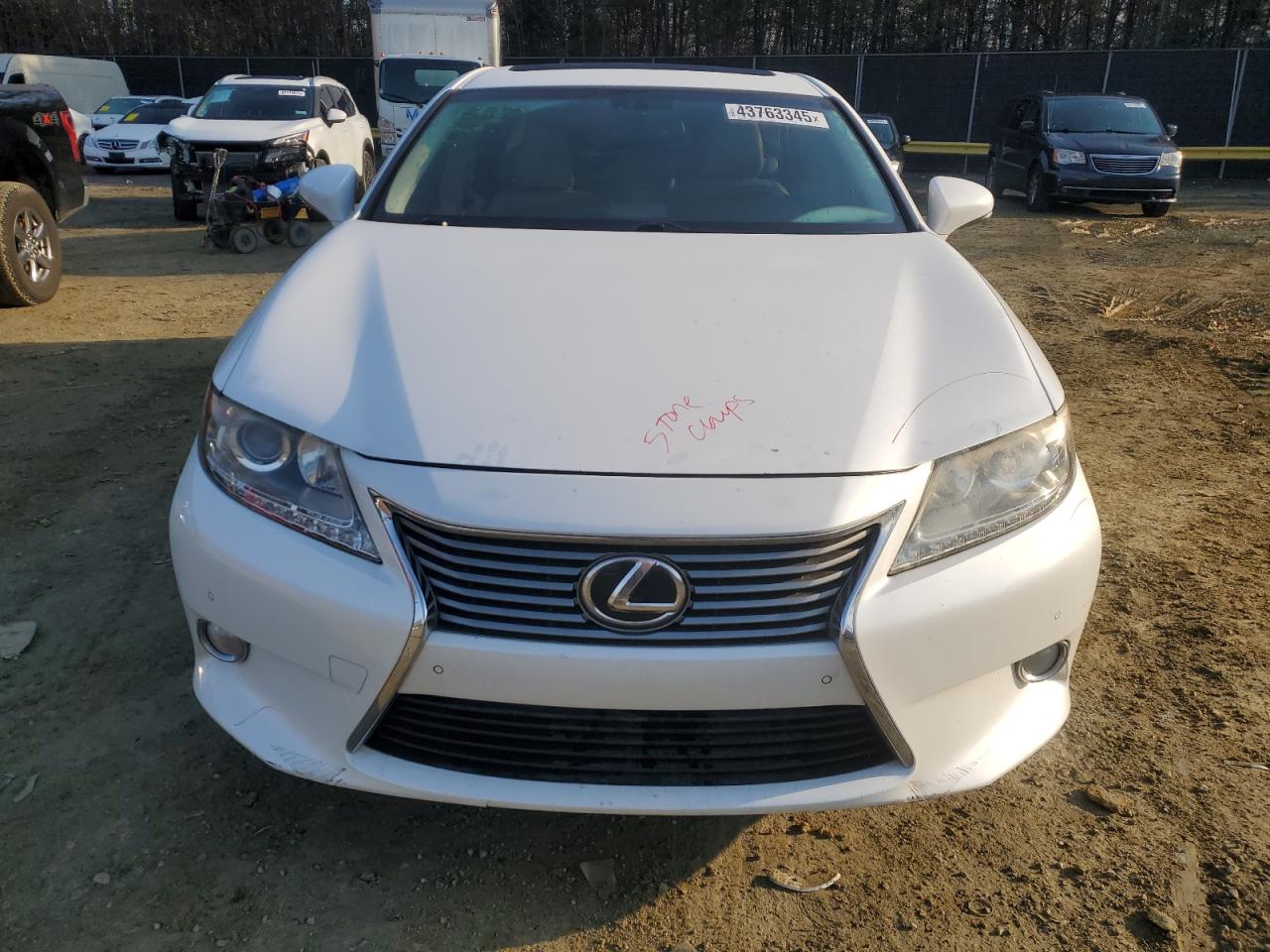 2014 Lexus ES - Image 5